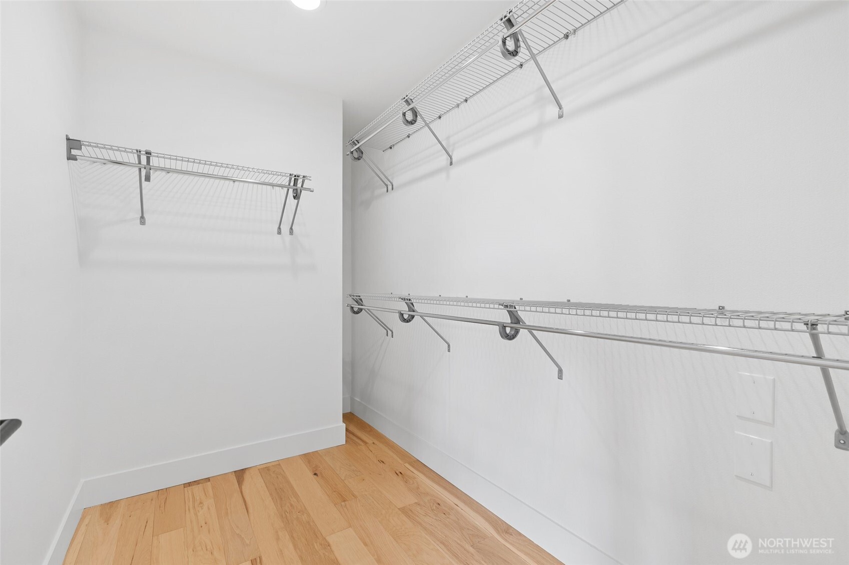 408 Aloha Street Property Photo 16