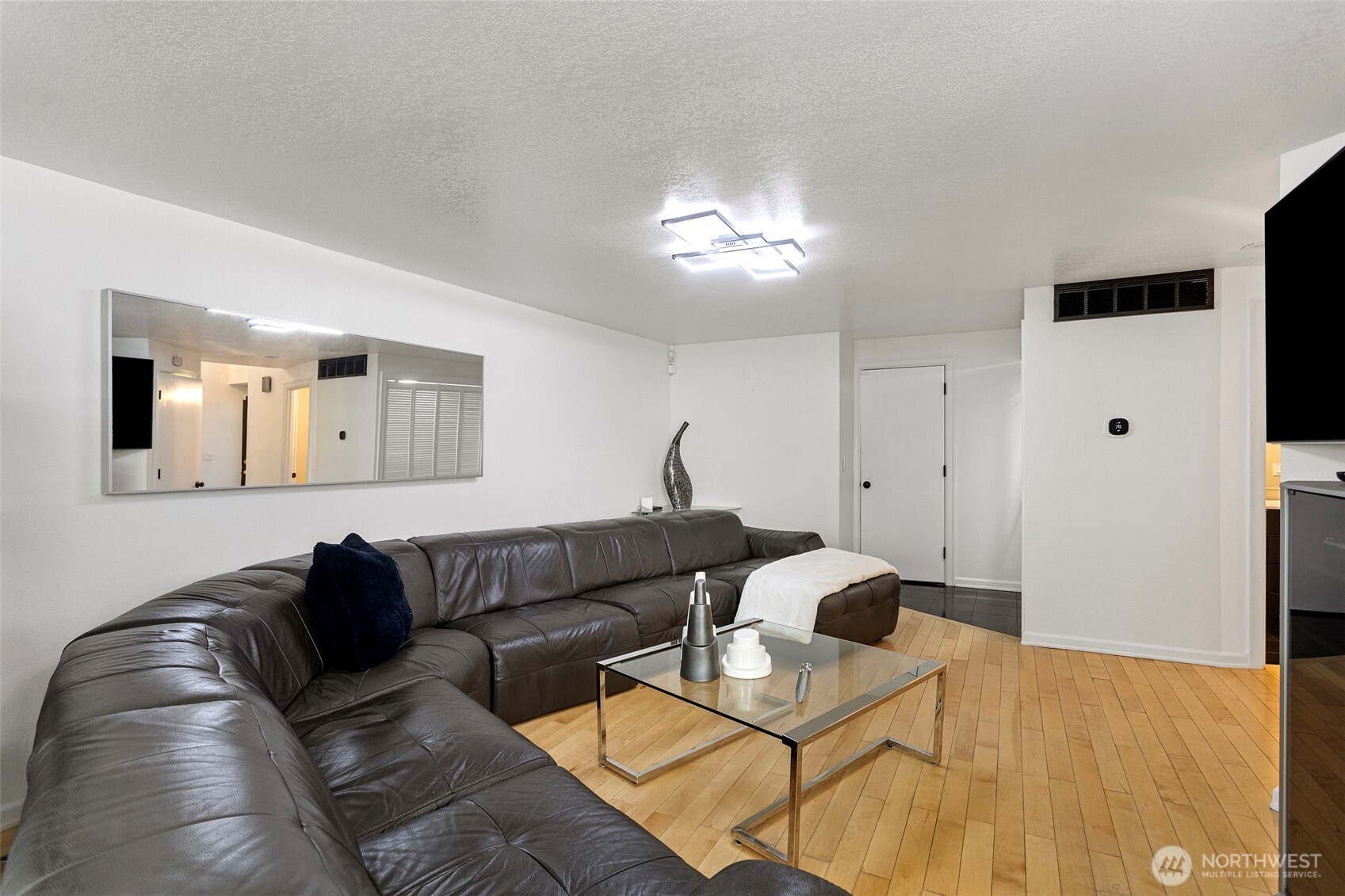 12737 Ne 97th Place Property Photo 17