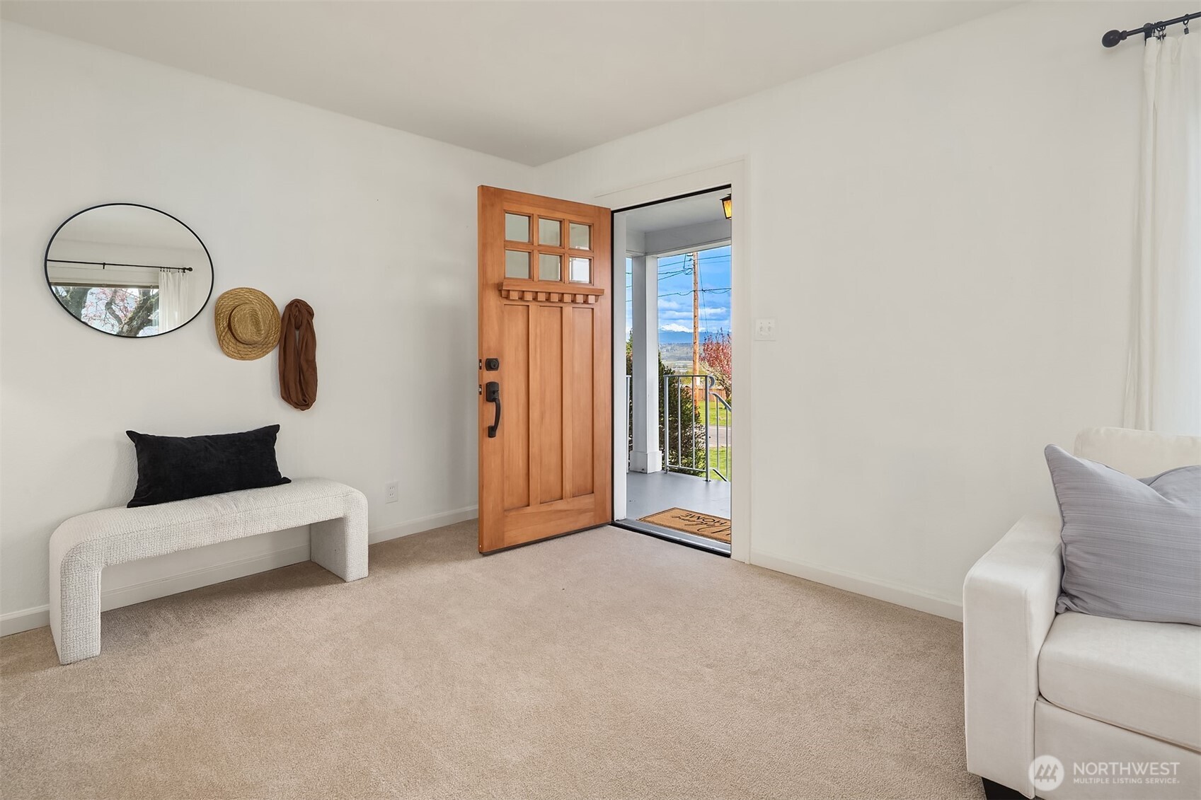 5810 Commercial Avenue Property Photo 3