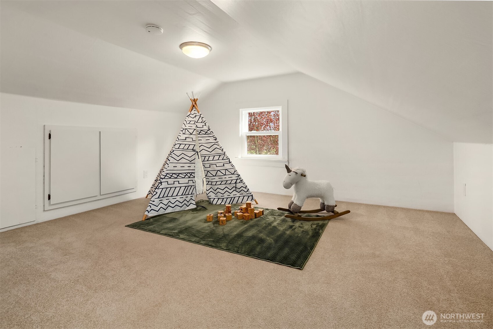 5810 Commercial Avenue Property Photo 21