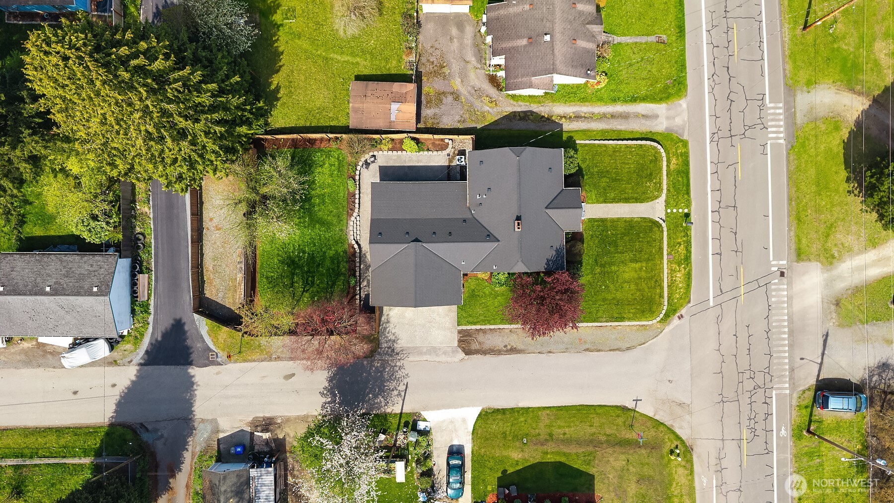 5810 Commercial Avenue Property Photo 33
