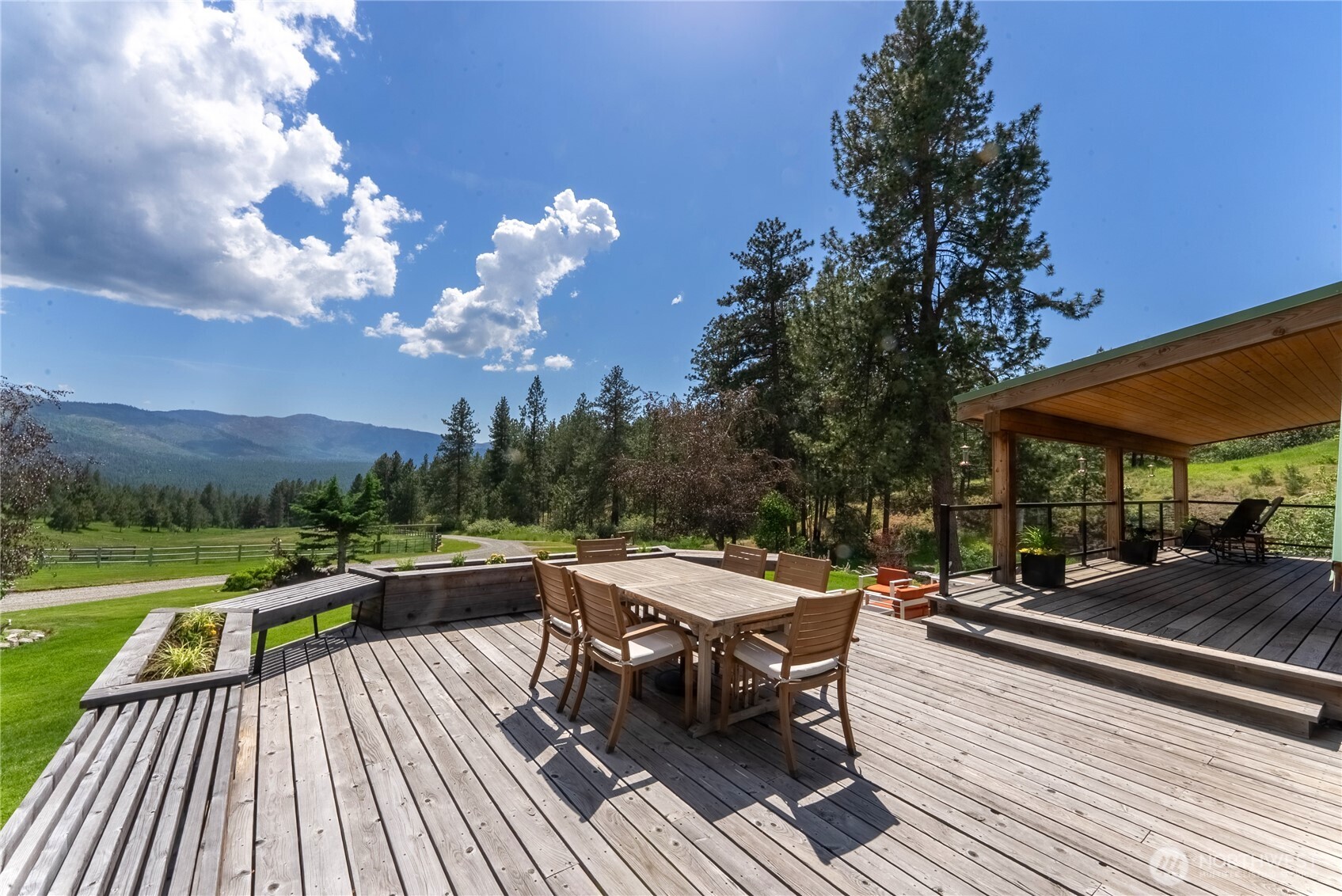 1765 Tunk Creek Road Property Photo 3
