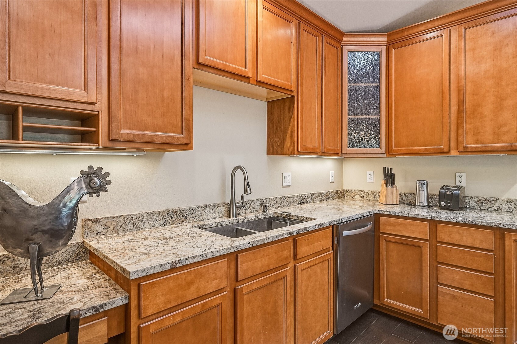 1226 Ne Ballinger Place Property Photo 13
