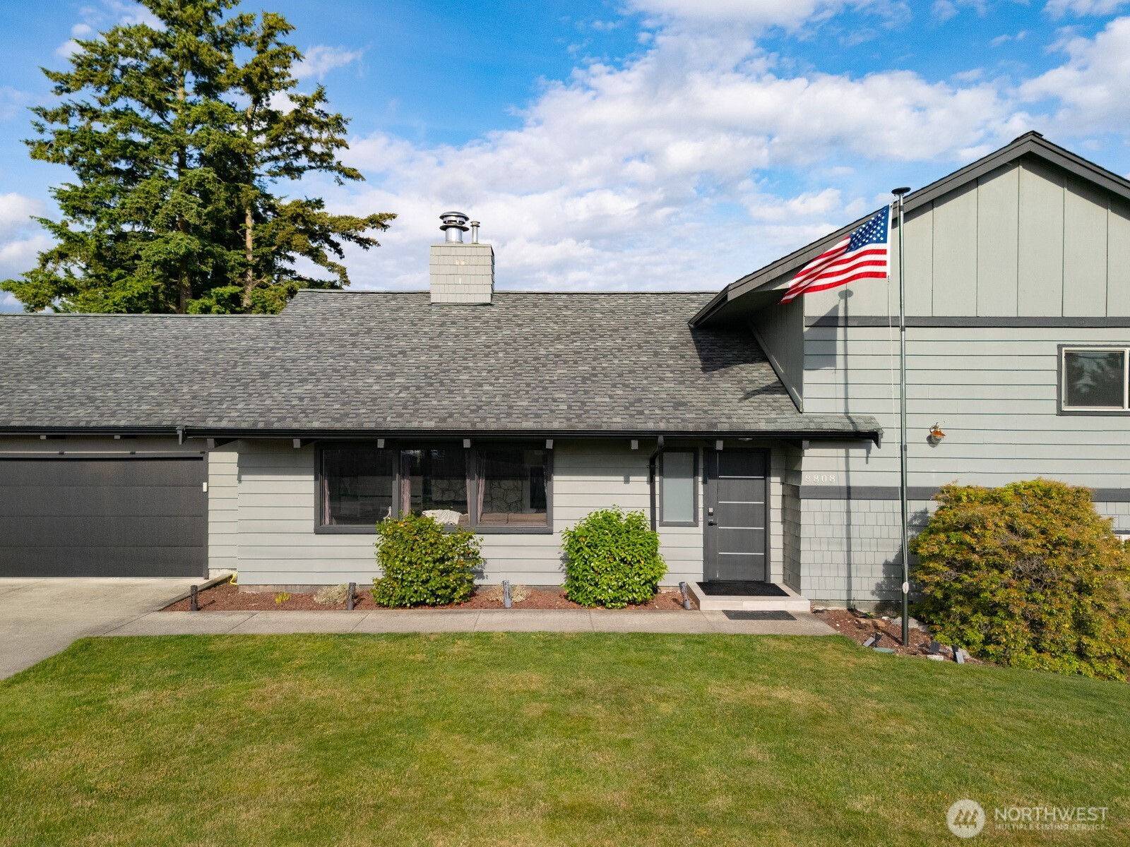 8808 Line Road Property Photo 5