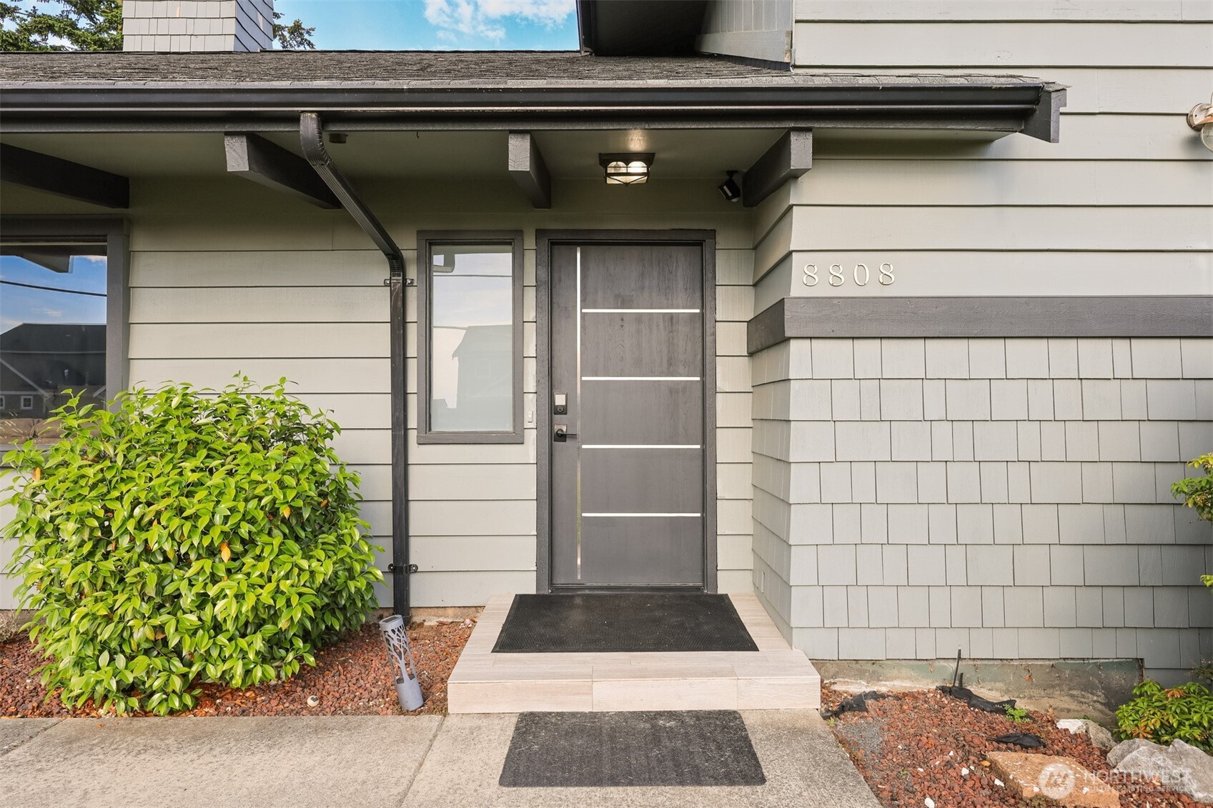 8808 Line Road Property Photo 6