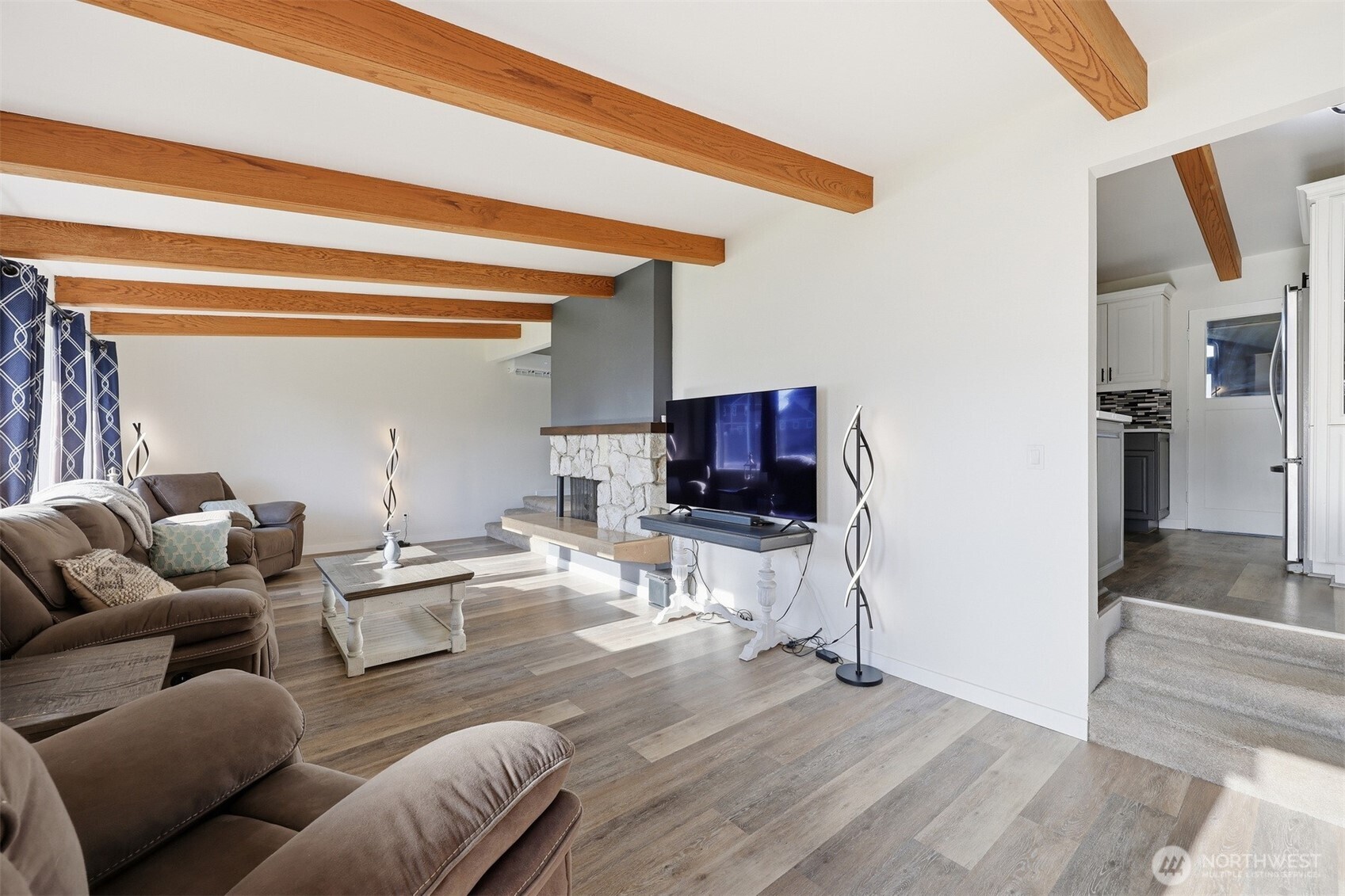 8808 Line Road Property Photo 7