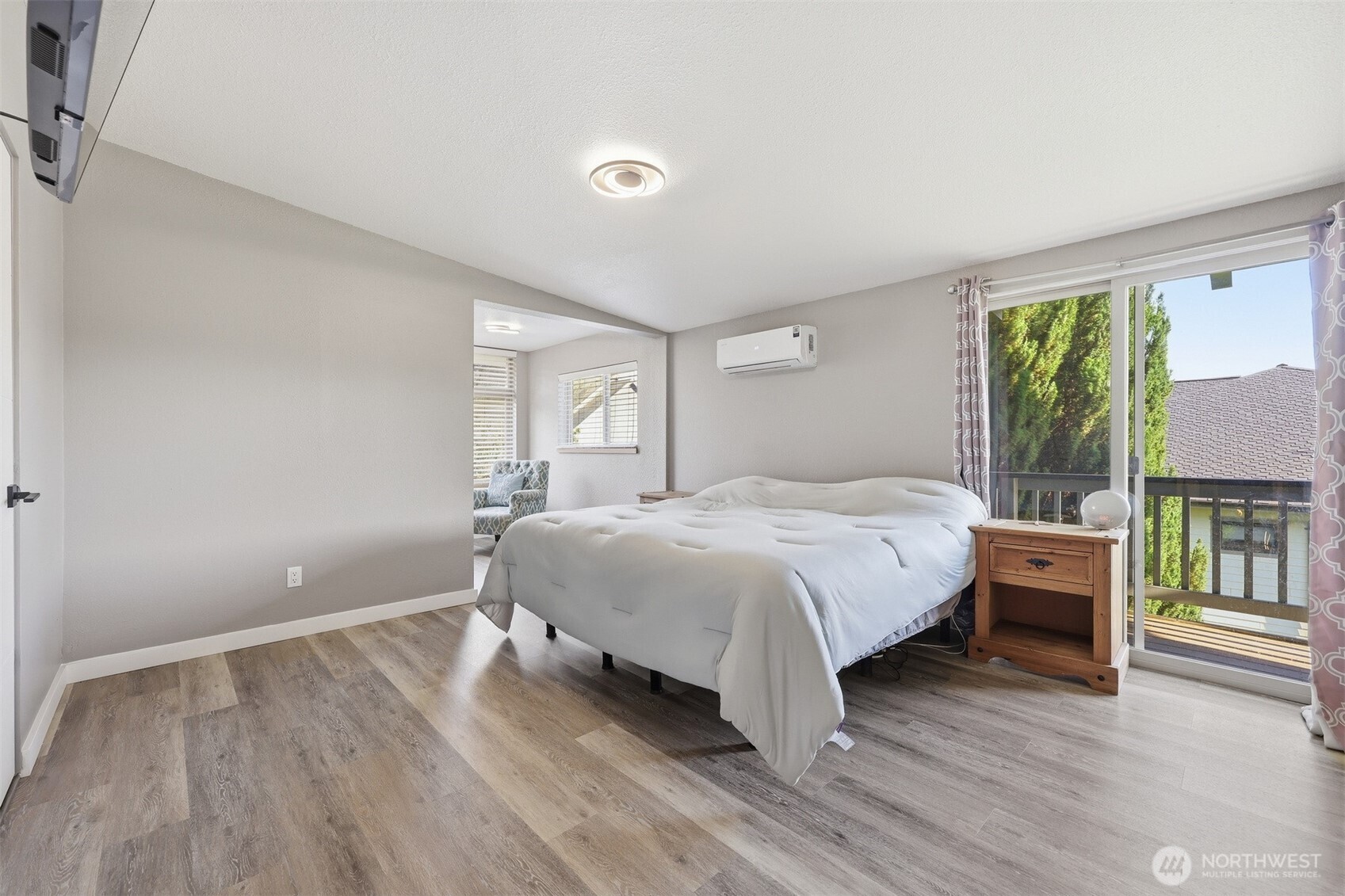 8808 Line Road Property Photo 16
