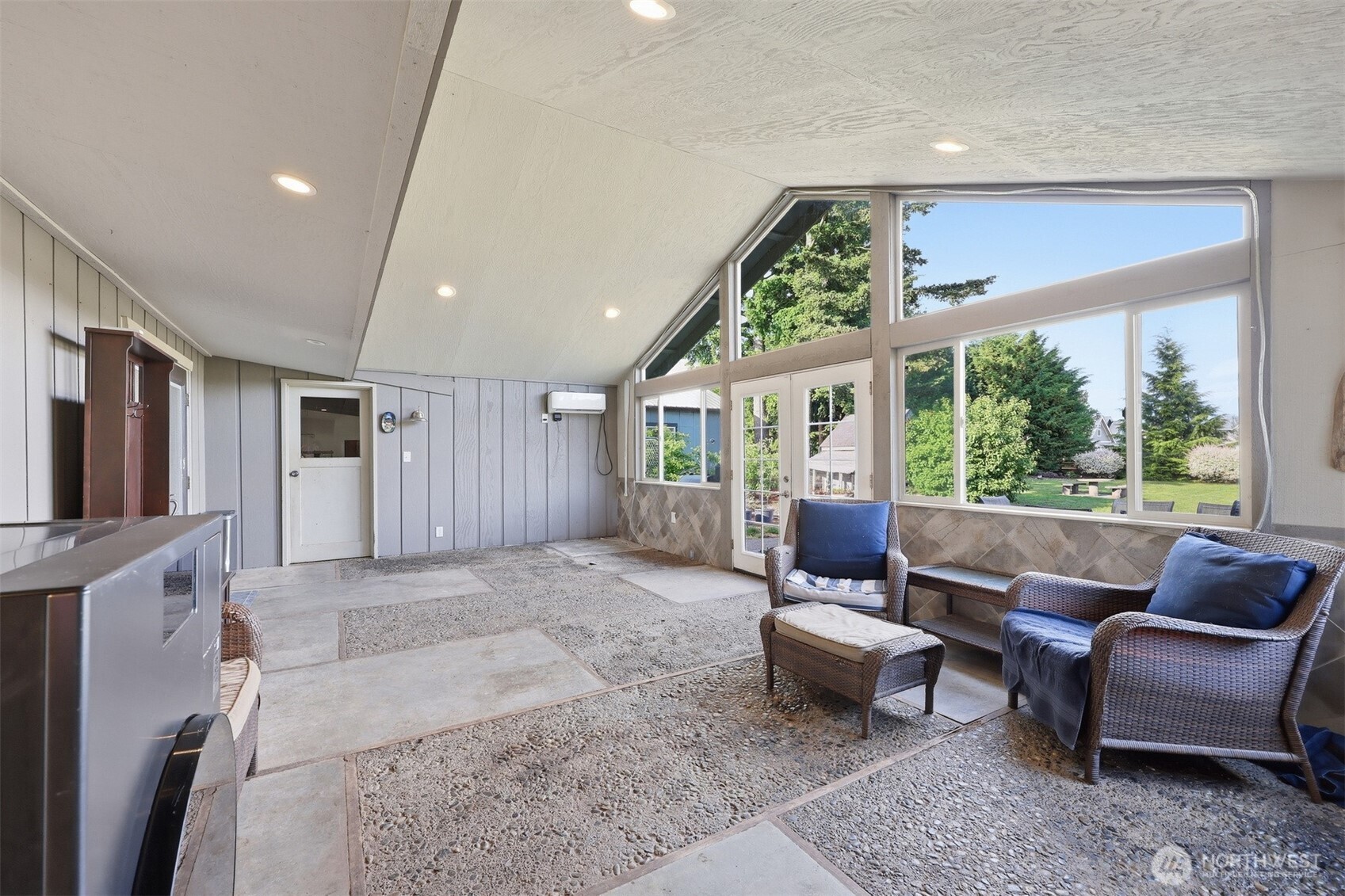 8808 Line Road Property Photo 26