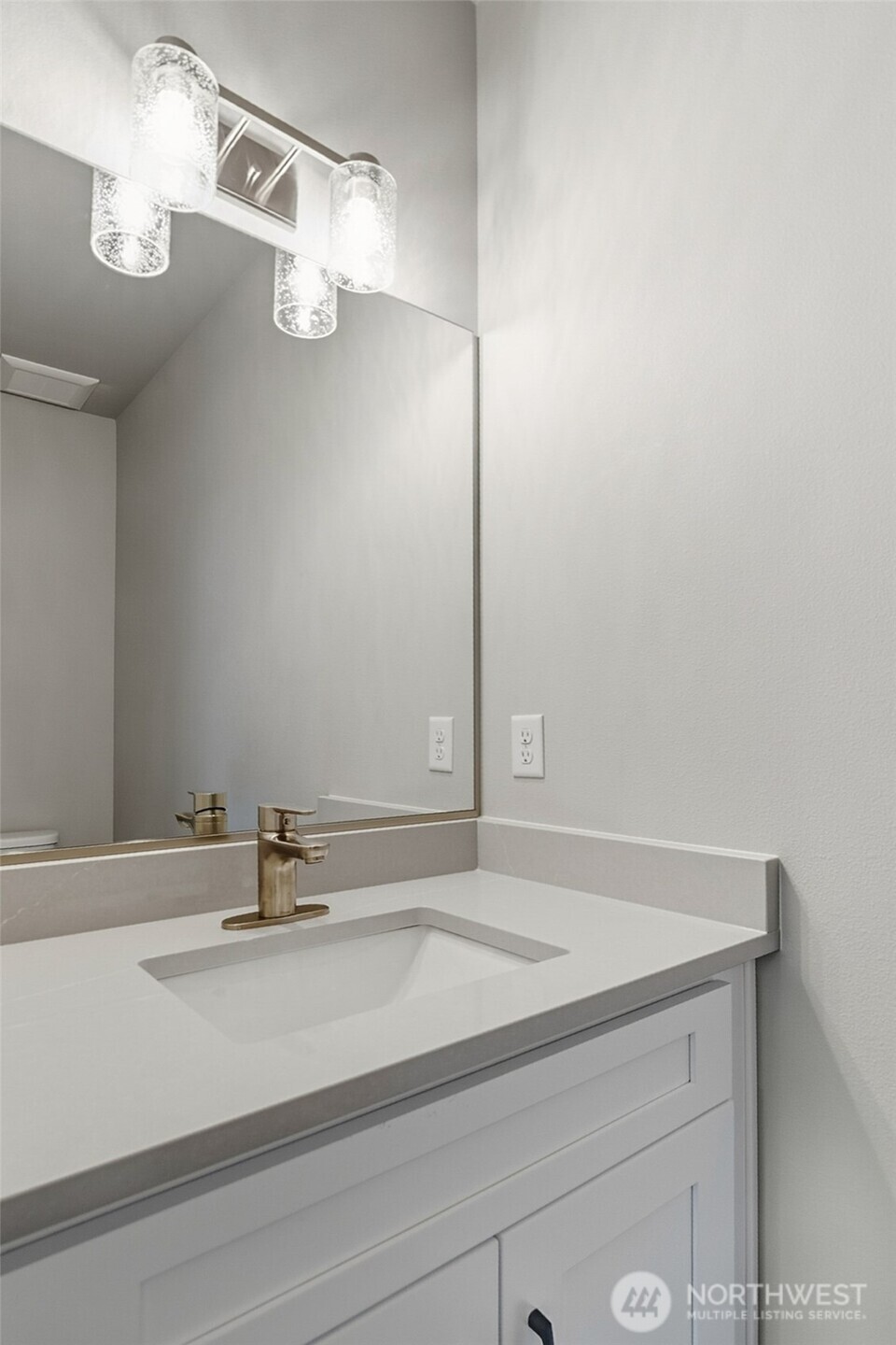 12908 Yakima Avenue Property Photo 7