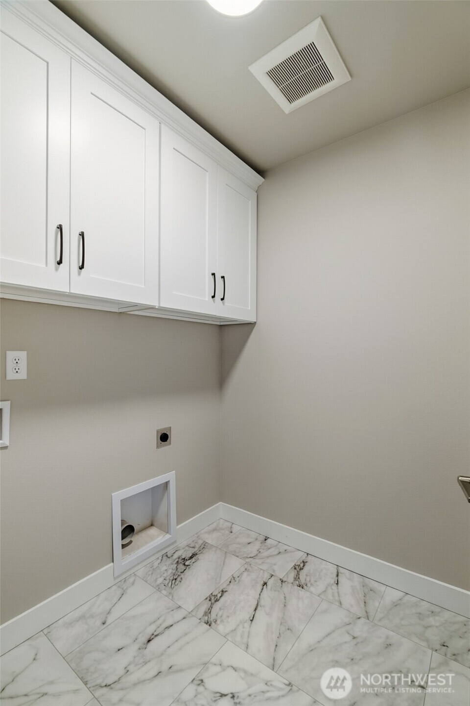 12908 Yakima Avenue Property Photo 15