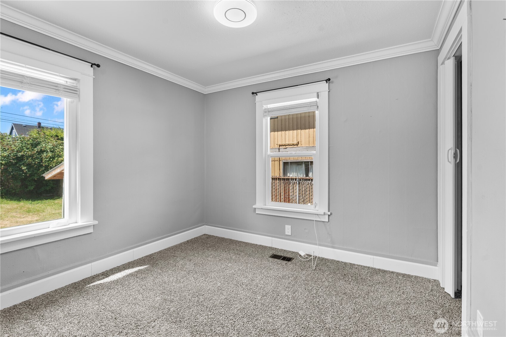 1314 S Cushman Avenue Property Photo 16
