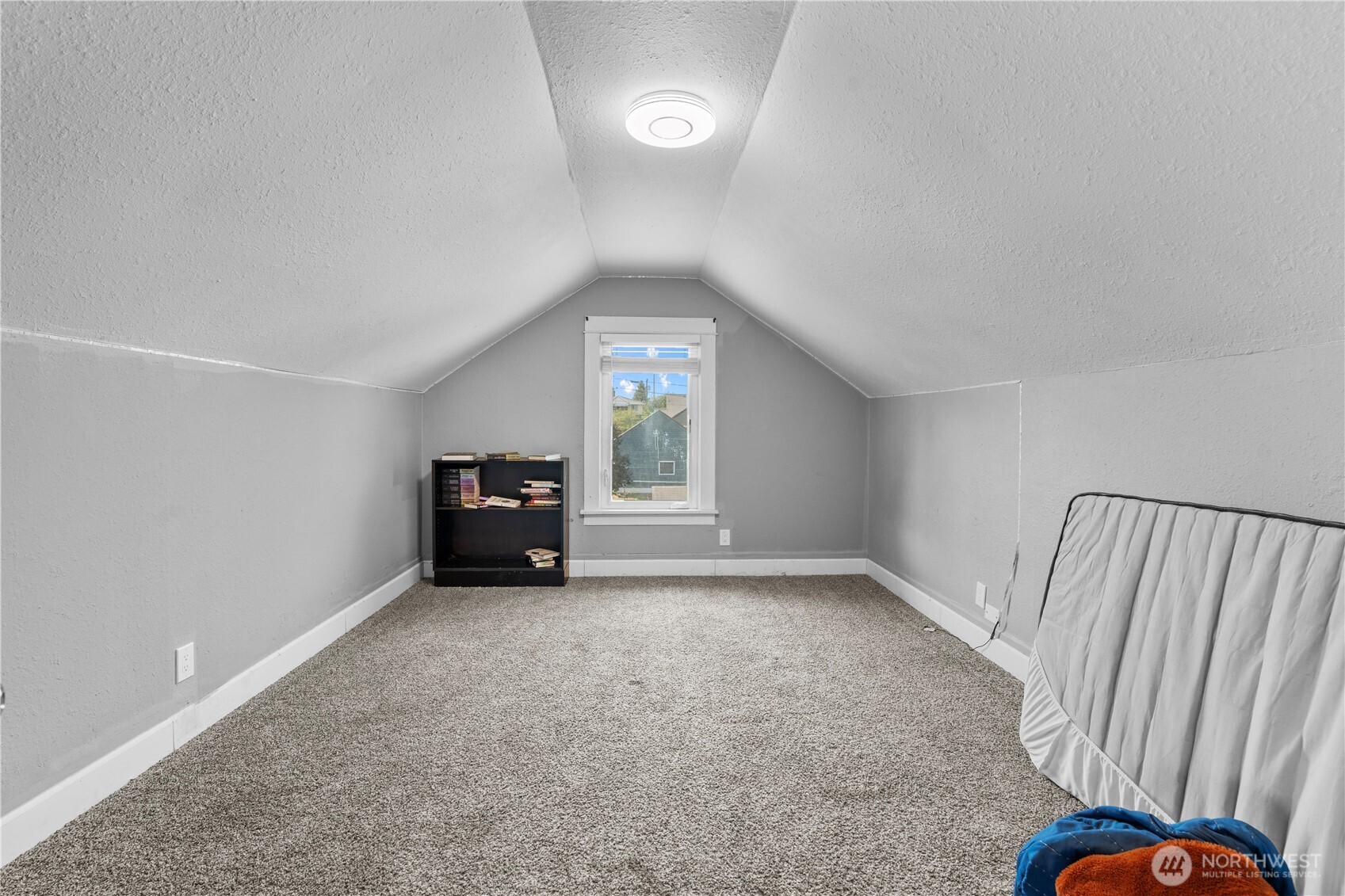 1314 S Cushman Avenue Property Photo 19
