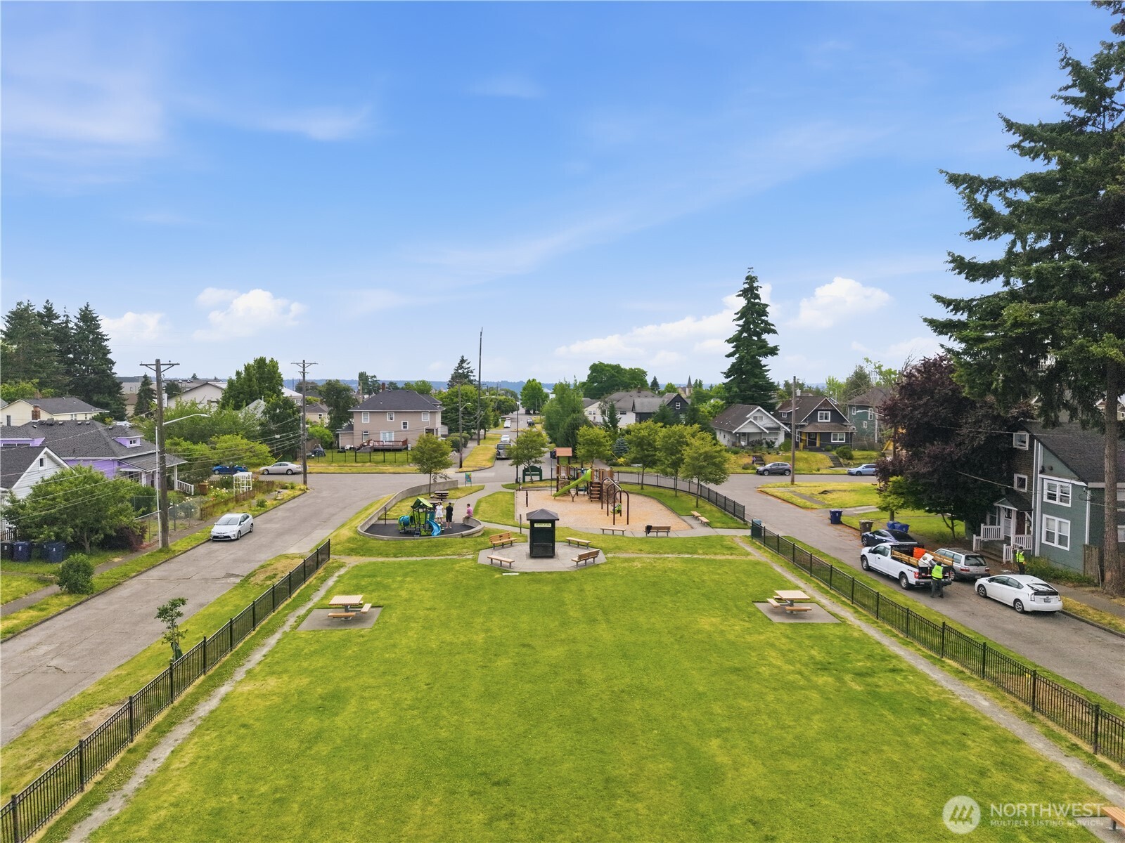 1314 S Cushman Avenue Property Photo 26