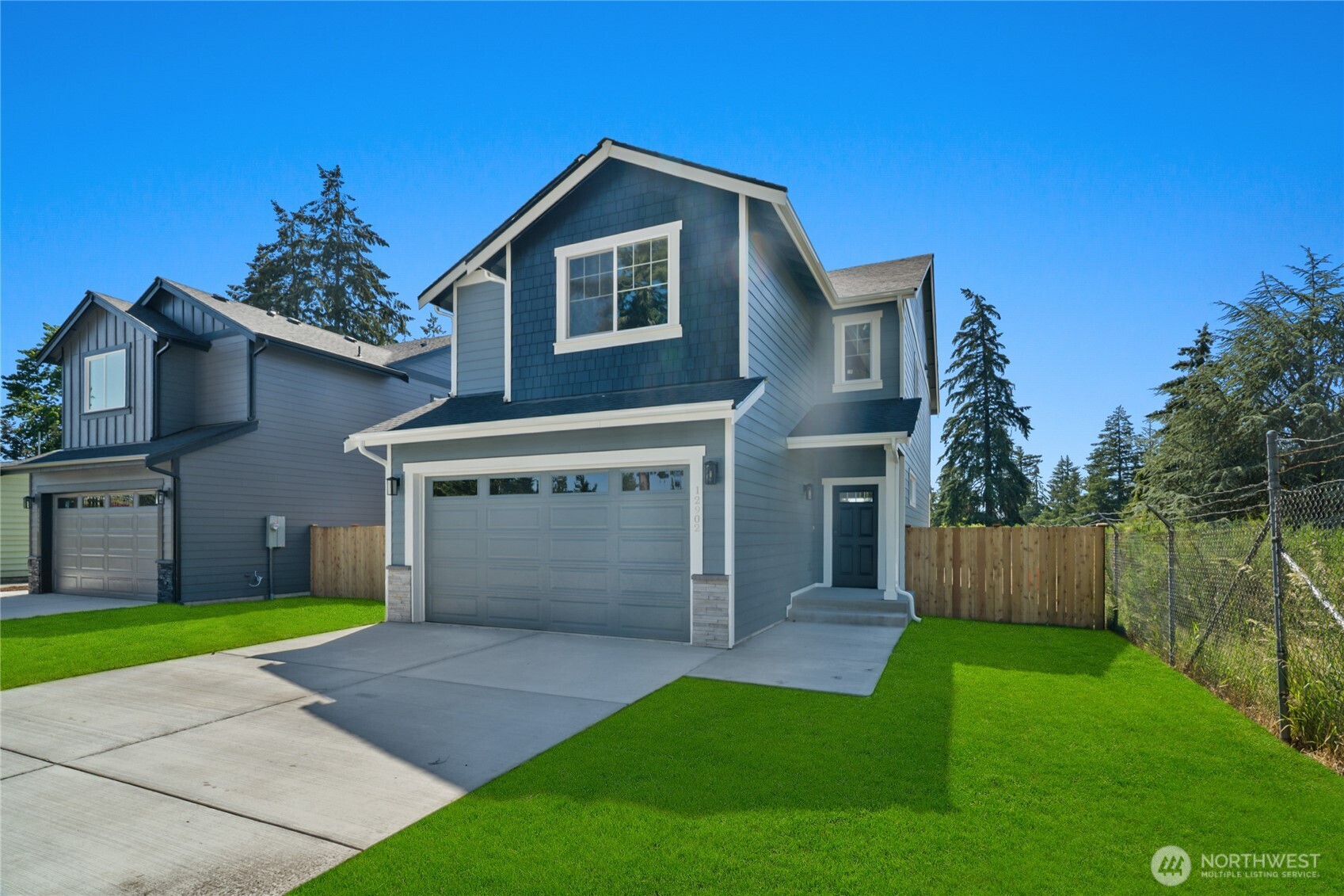 12902 Yakima Avenue Property Photo 1