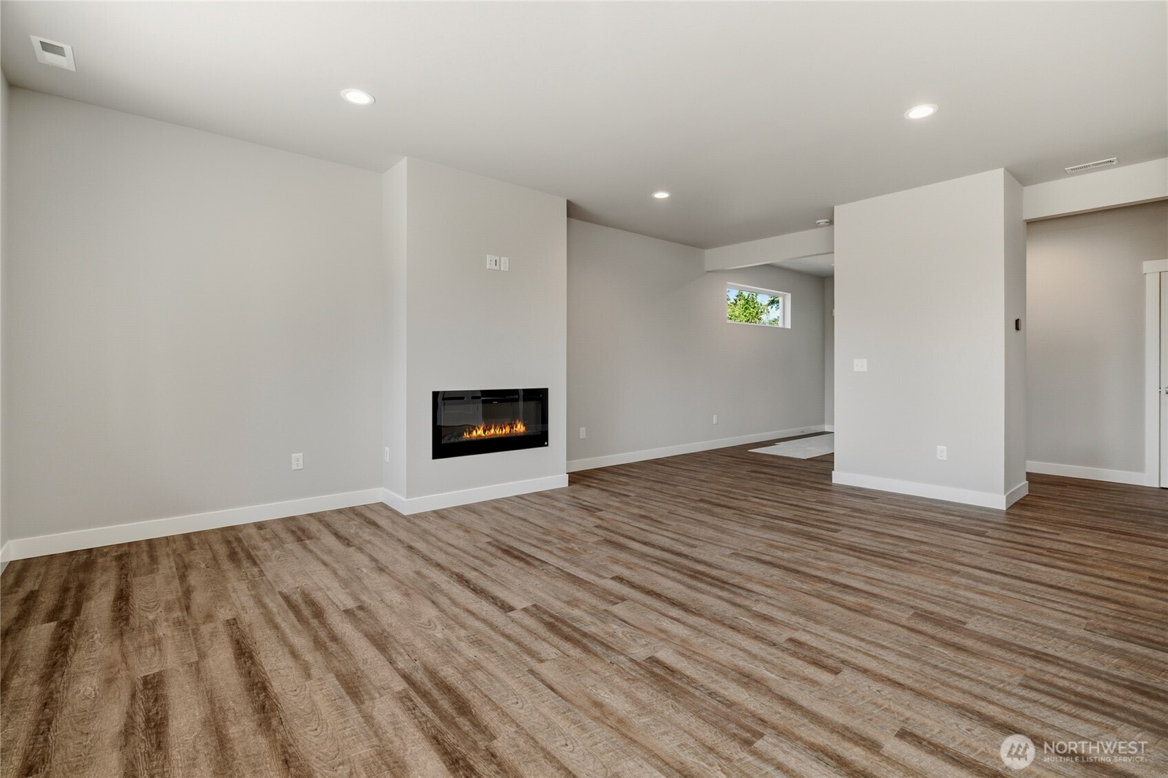 12902 Yakima Avenue Property Photo 2