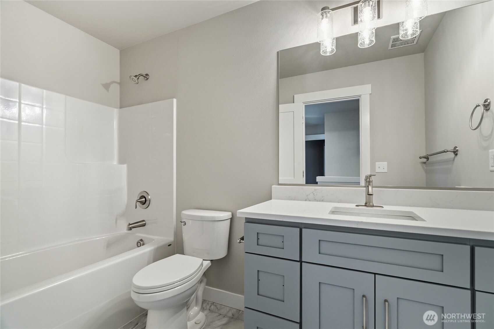 12902 Yakima Avenue Property Photo 14