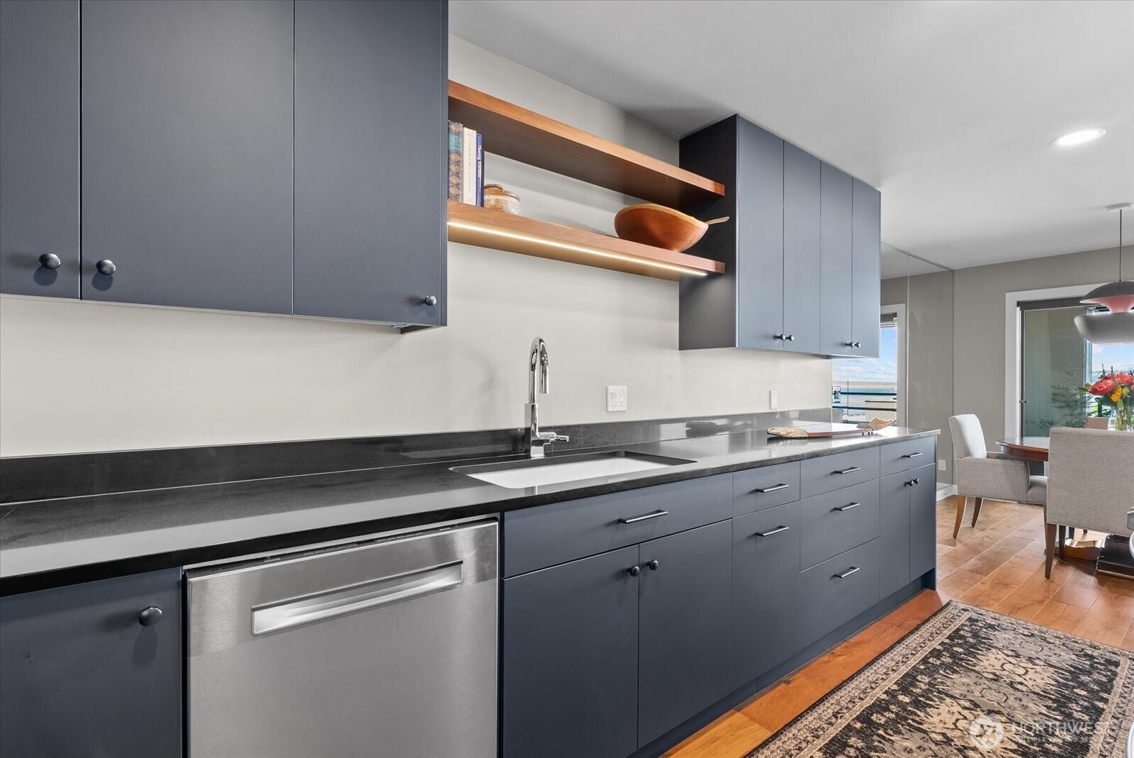 2021 1st Avenue C4 Property Photo 16