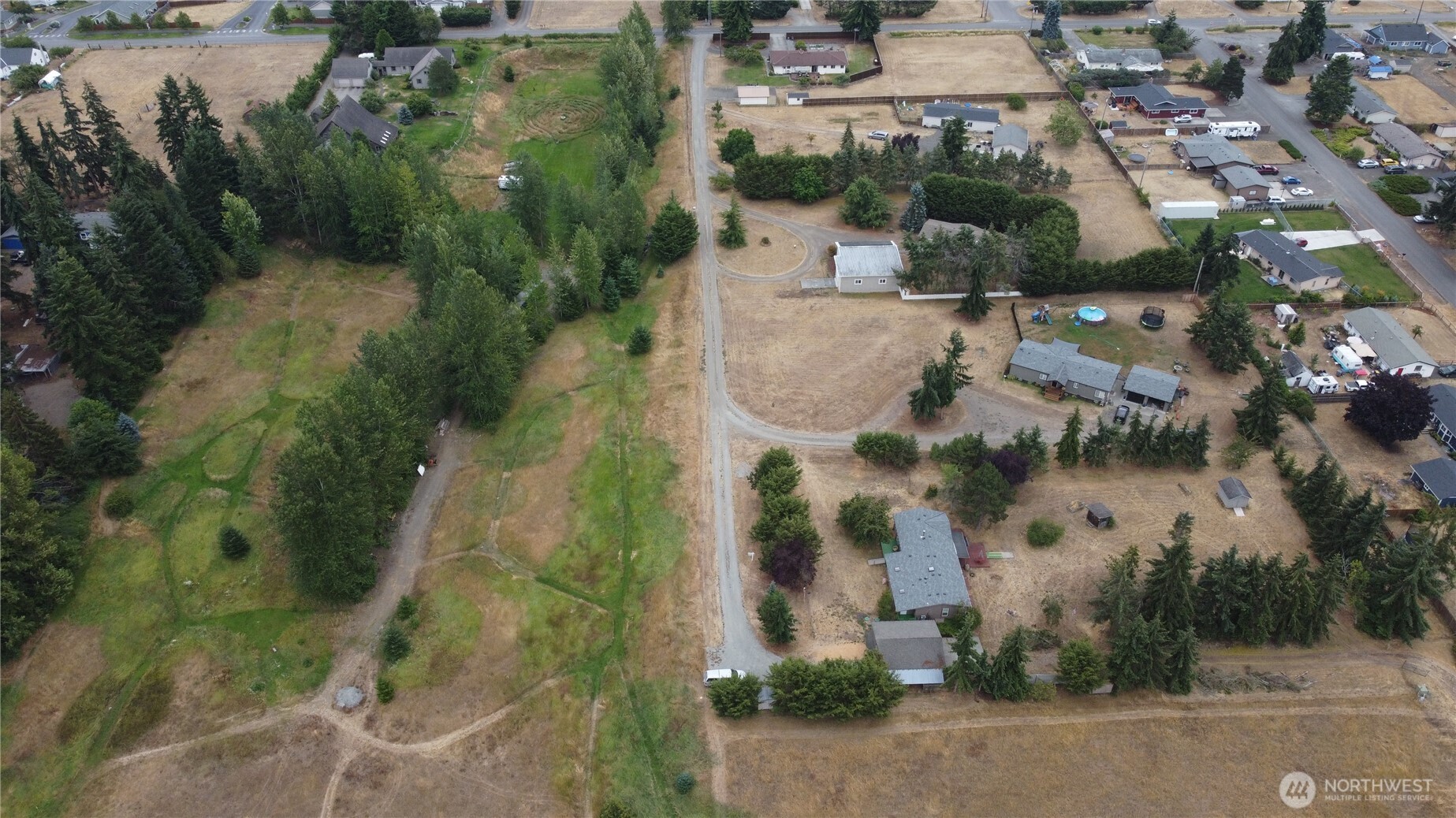 141 Quiet Place Property Photo 37