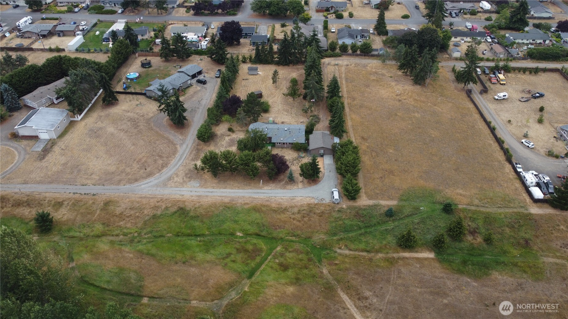 141 Quiet Place Property Photo 38