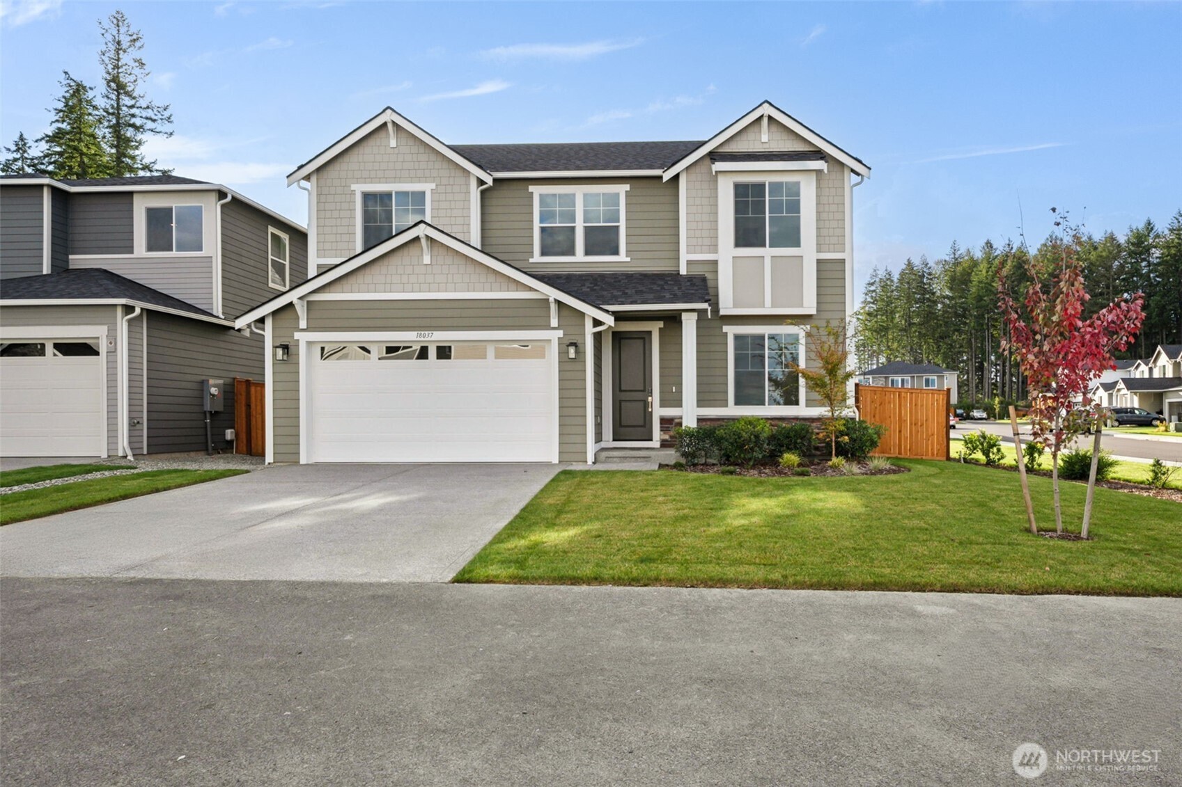 18037 139th Place 15 Property Photo 1
