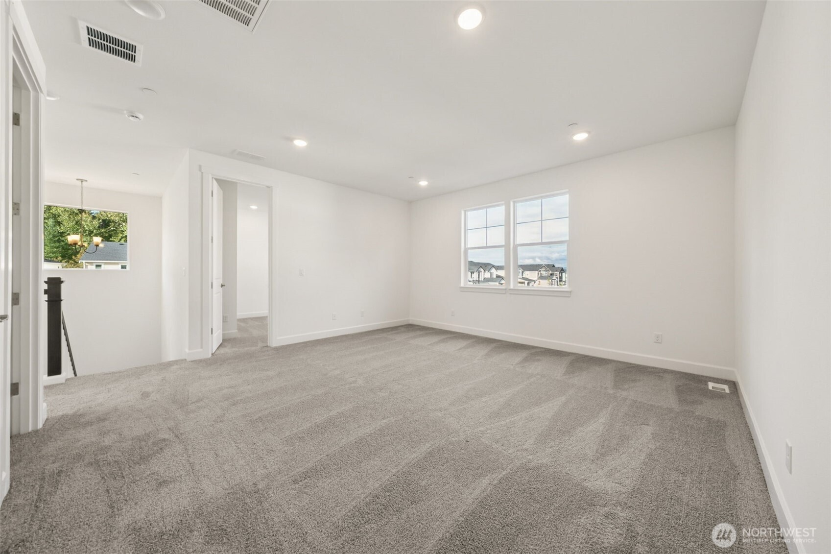 18037 139th Place 15 Property Photo 9