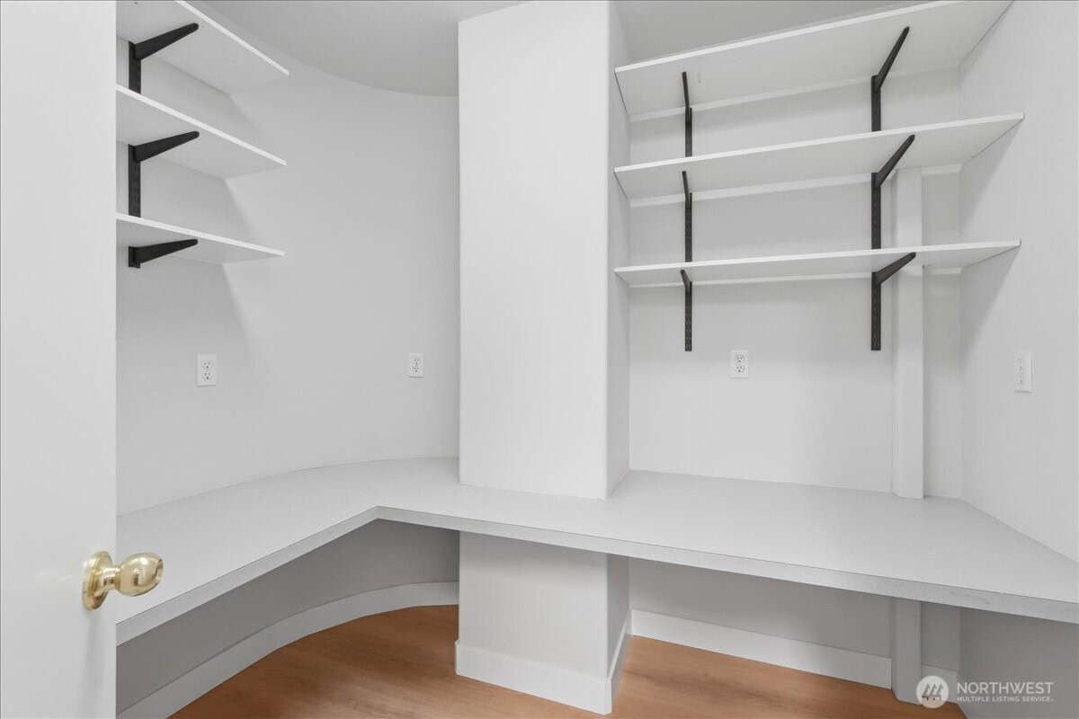 1715 Meridian Avenue Property Photo 17