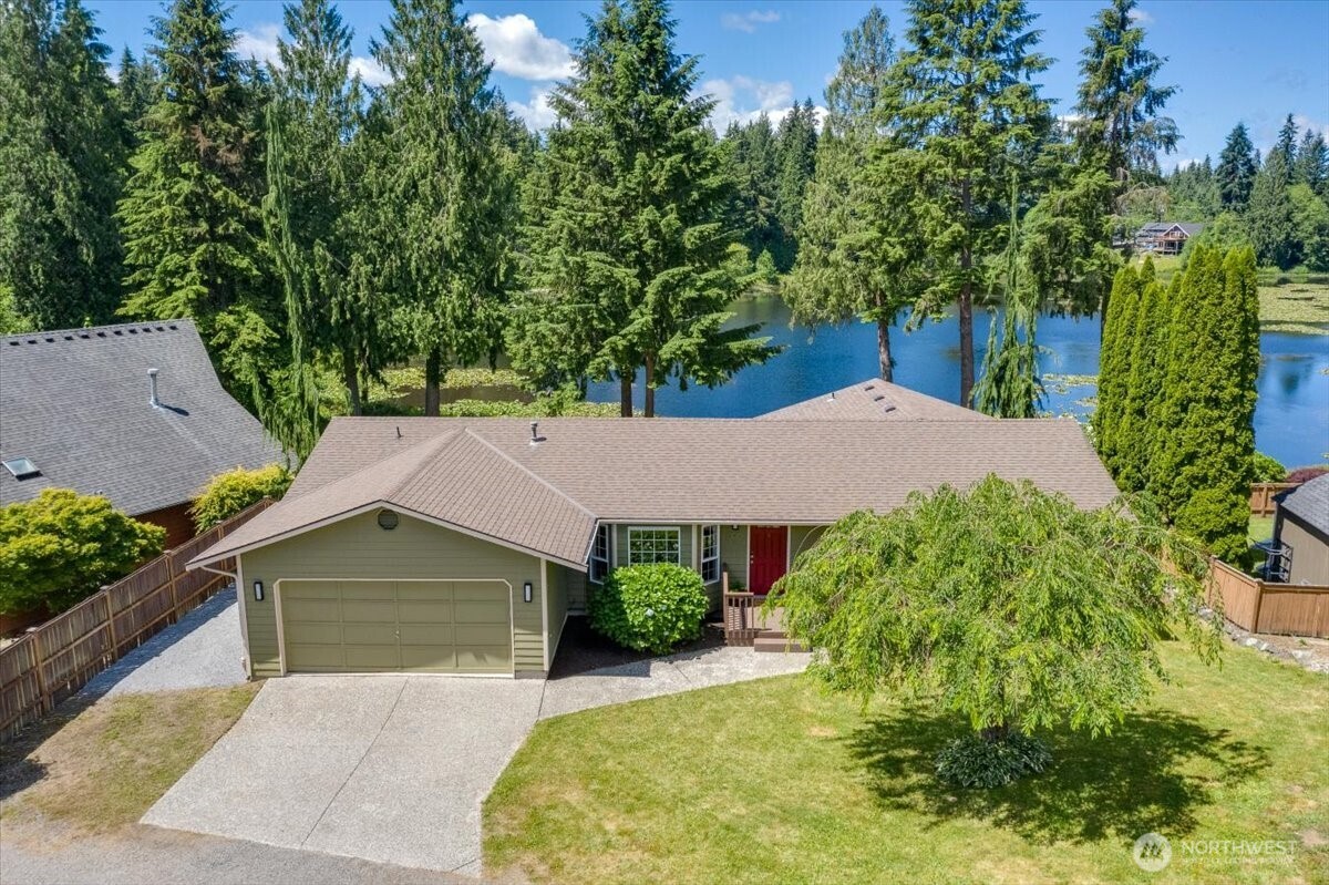 306 Noble Place
