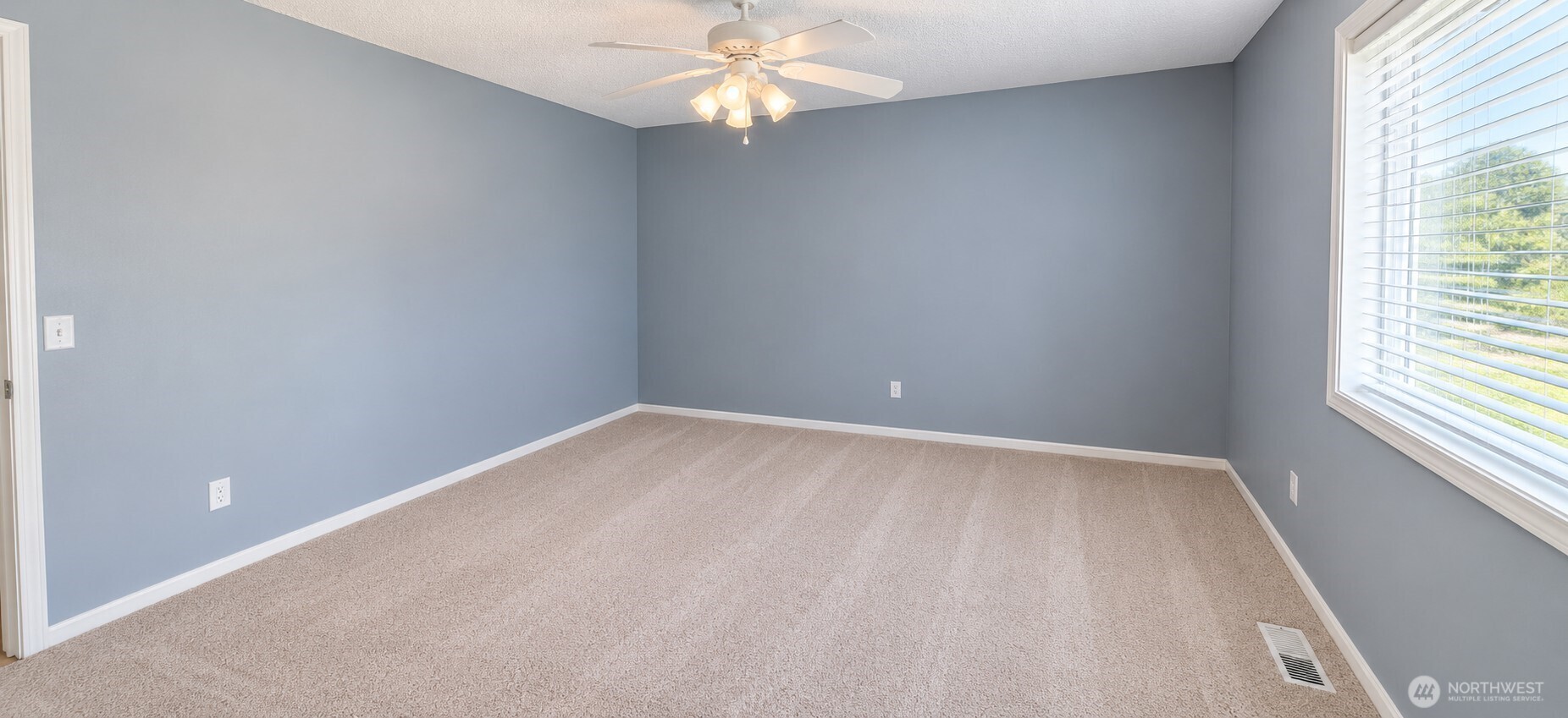 3021 87th Avenue Ct Property Photo 6