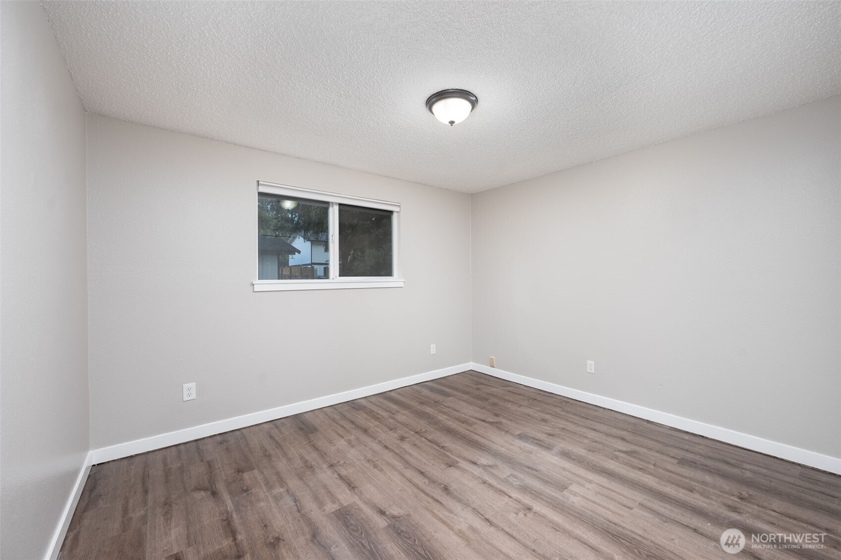 9538 Helen Avenue Property Photo 16