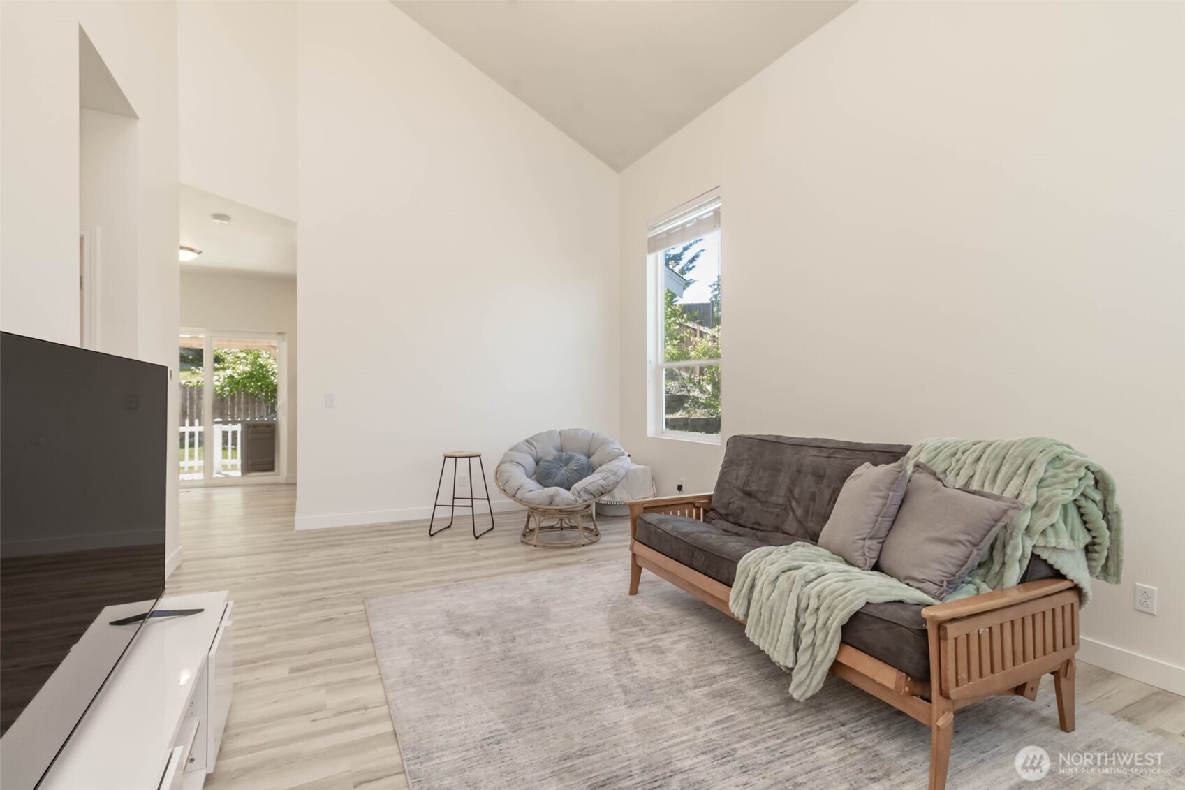 2714 67th Court Property Photo 4