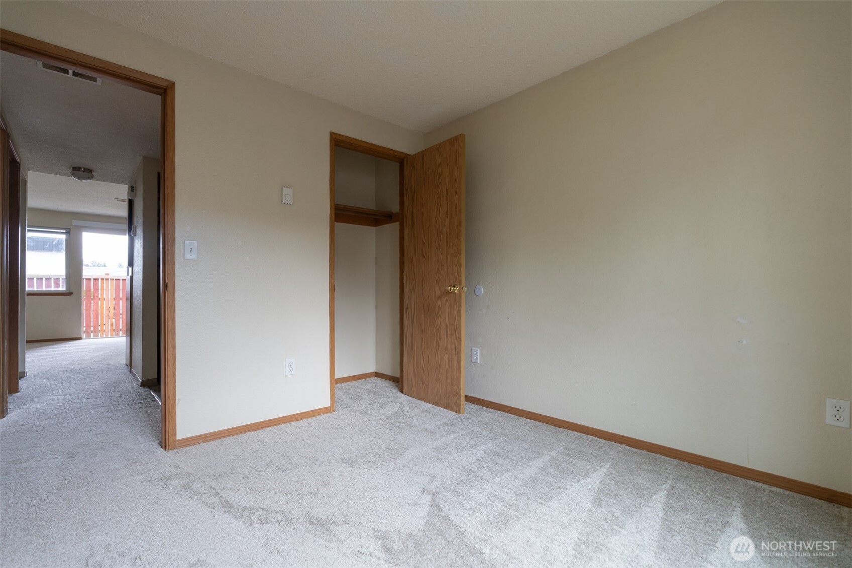 5607 76th Street Property Photo 6