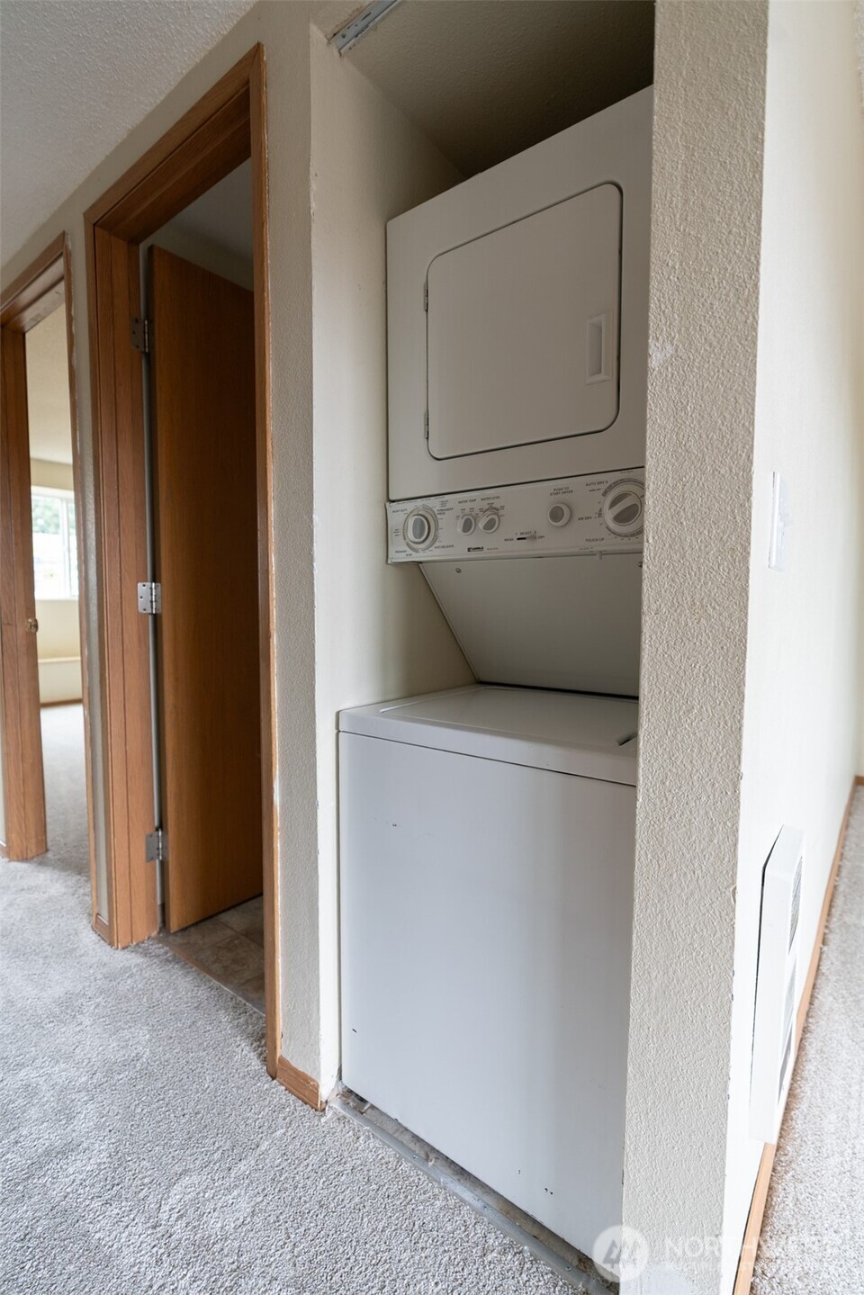5607 76th Street Property Photo 10