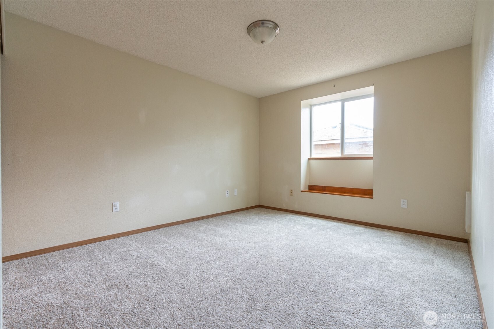 5607 76th Street Property Photo 18