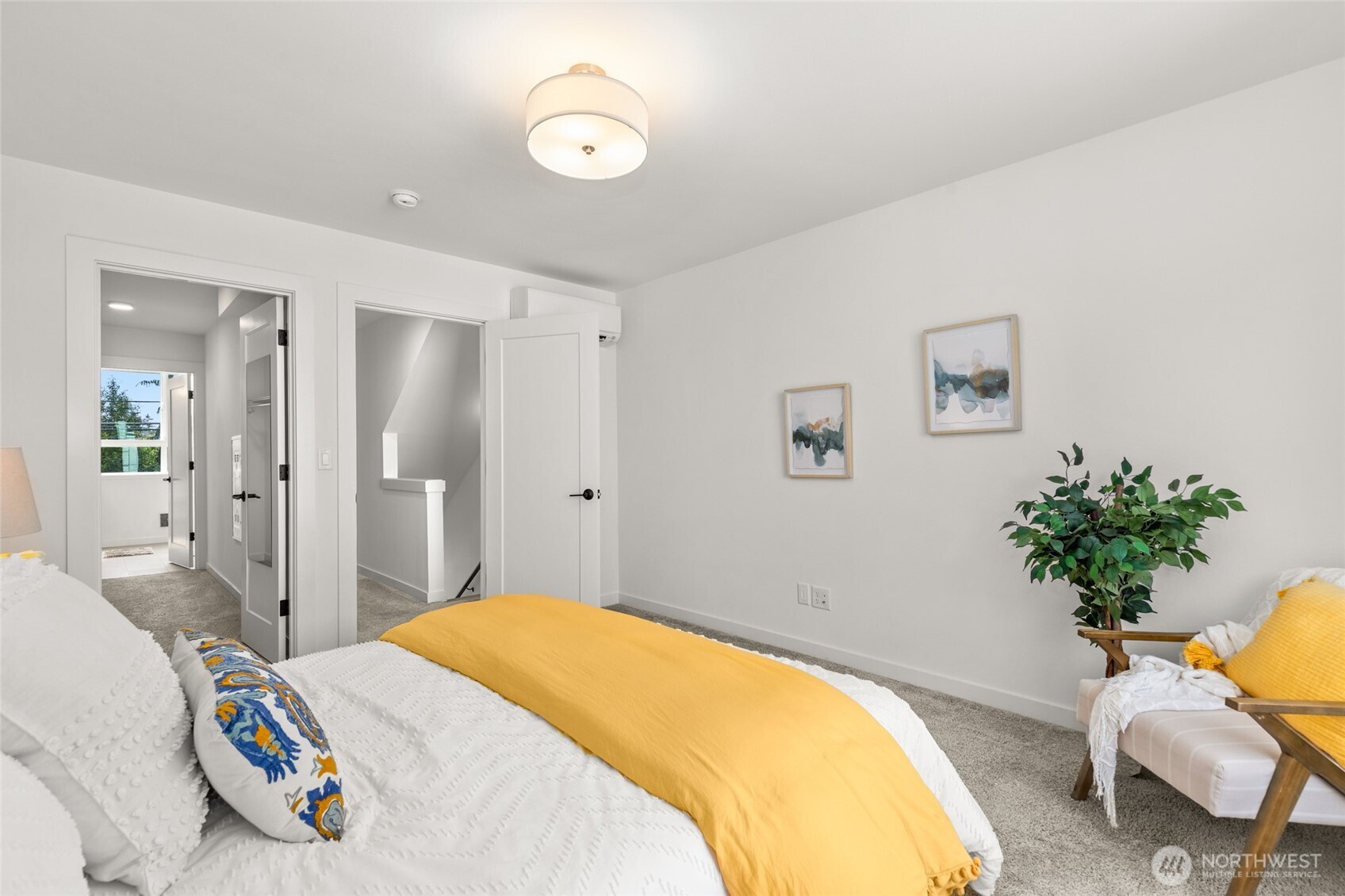 2106 Ne 85th Street E Property Photo 14