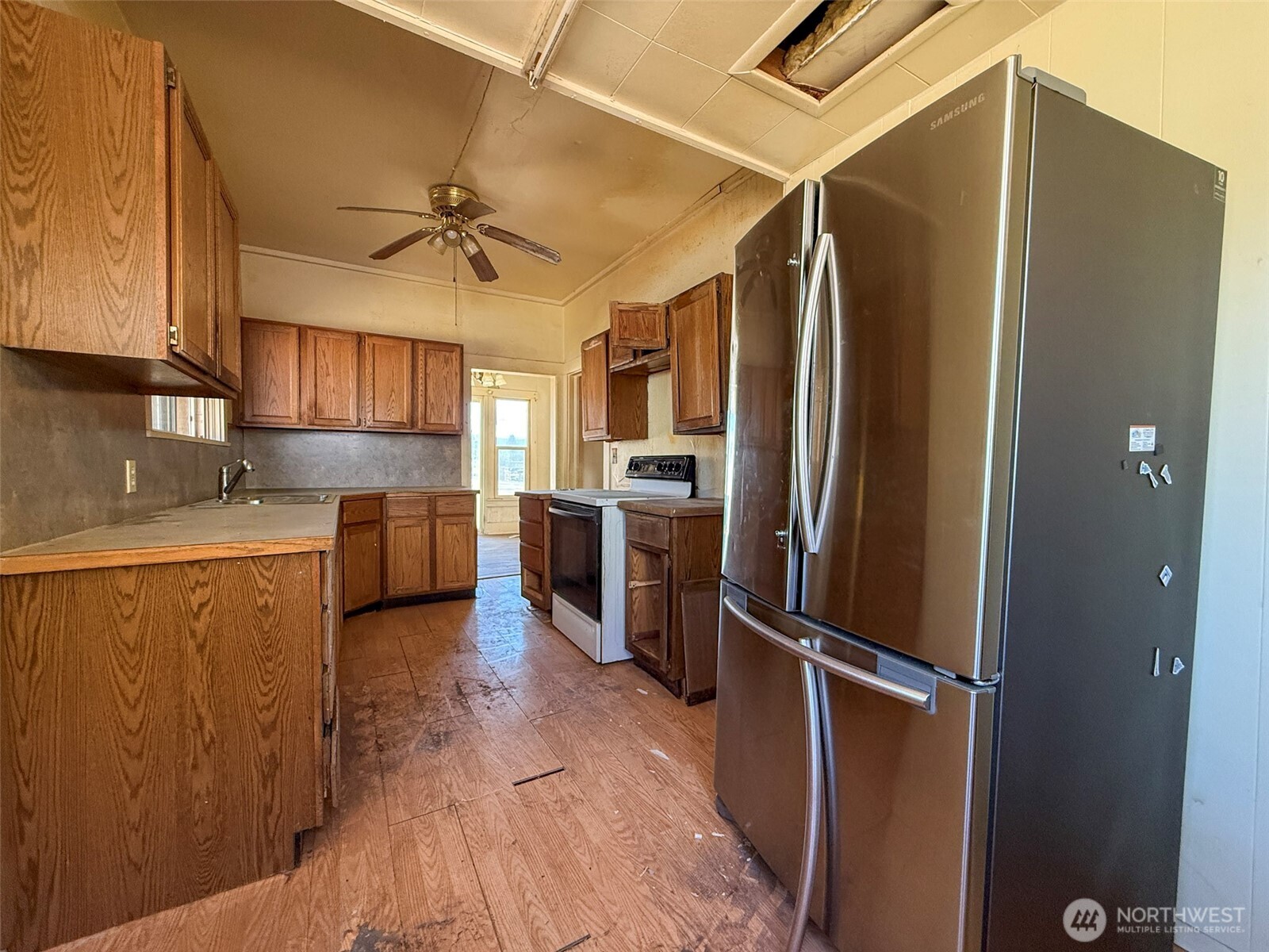 112 3rd Avenue Property Photo 12