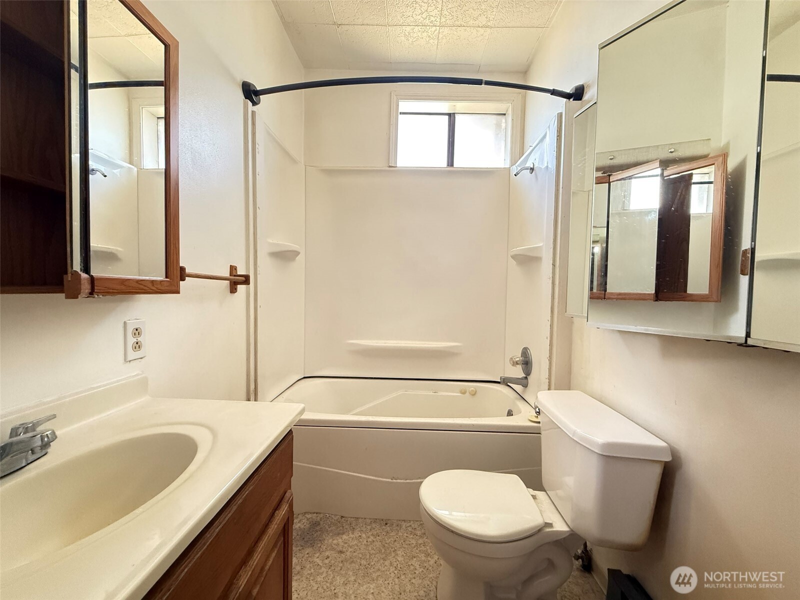 112 3rd Avenue Property Photo 17