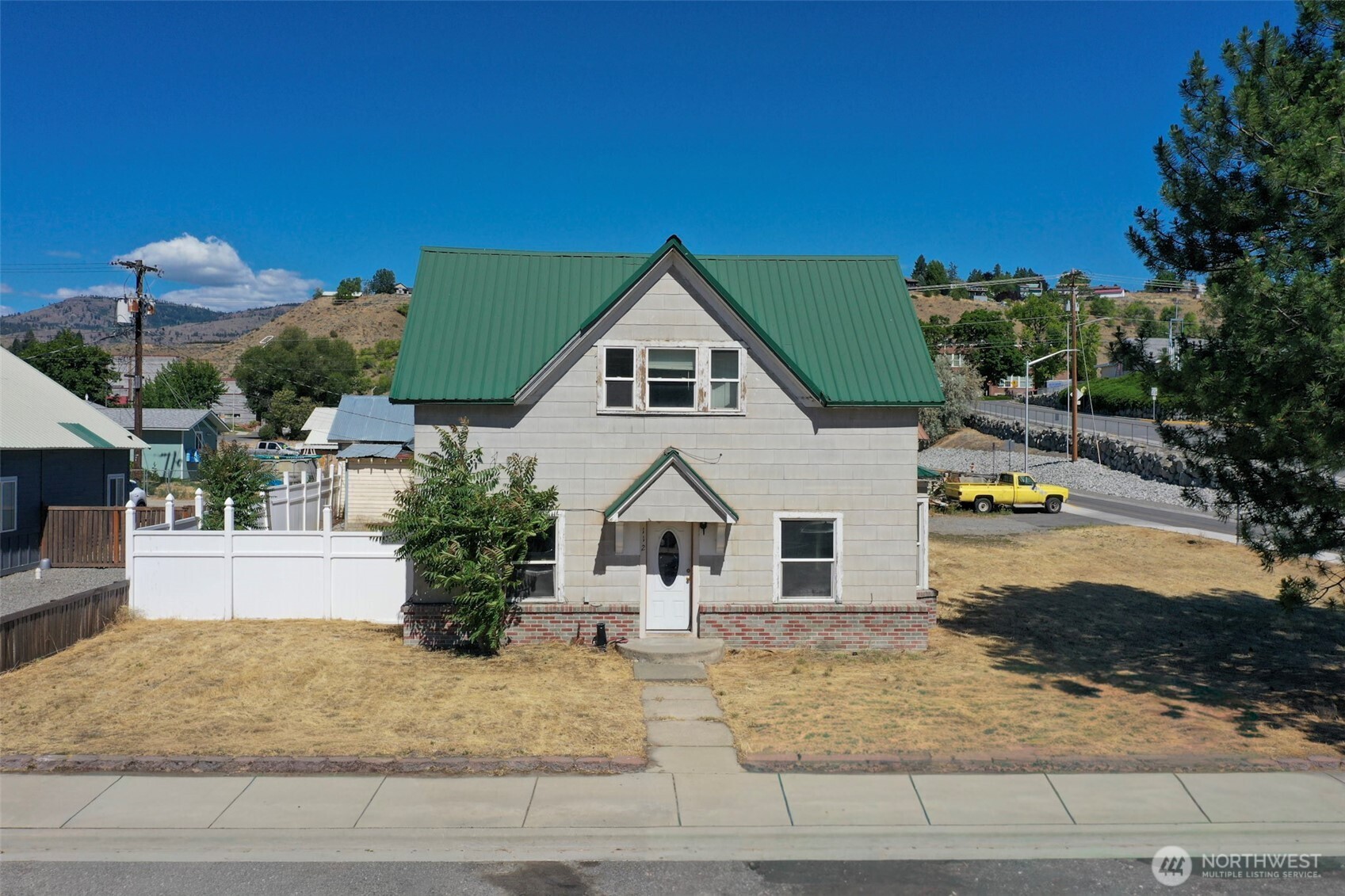 112 3rd Avenue Property Photo 31