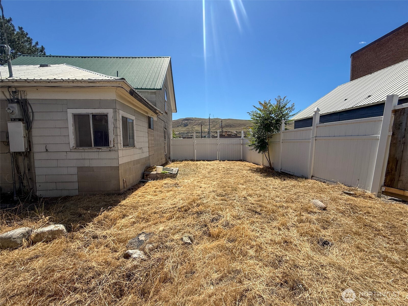 112 3rd Avenue Property Photo 33