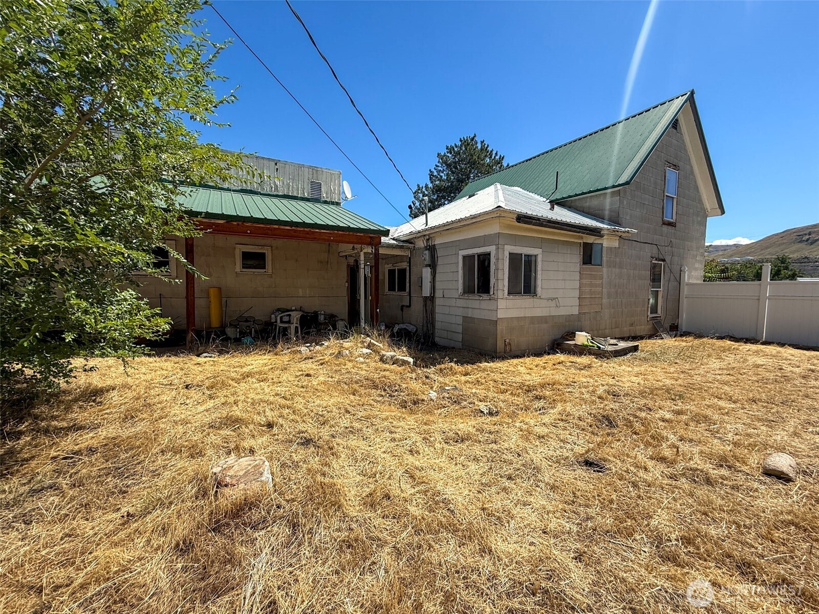 112 3rd Avenue Property Photo 34