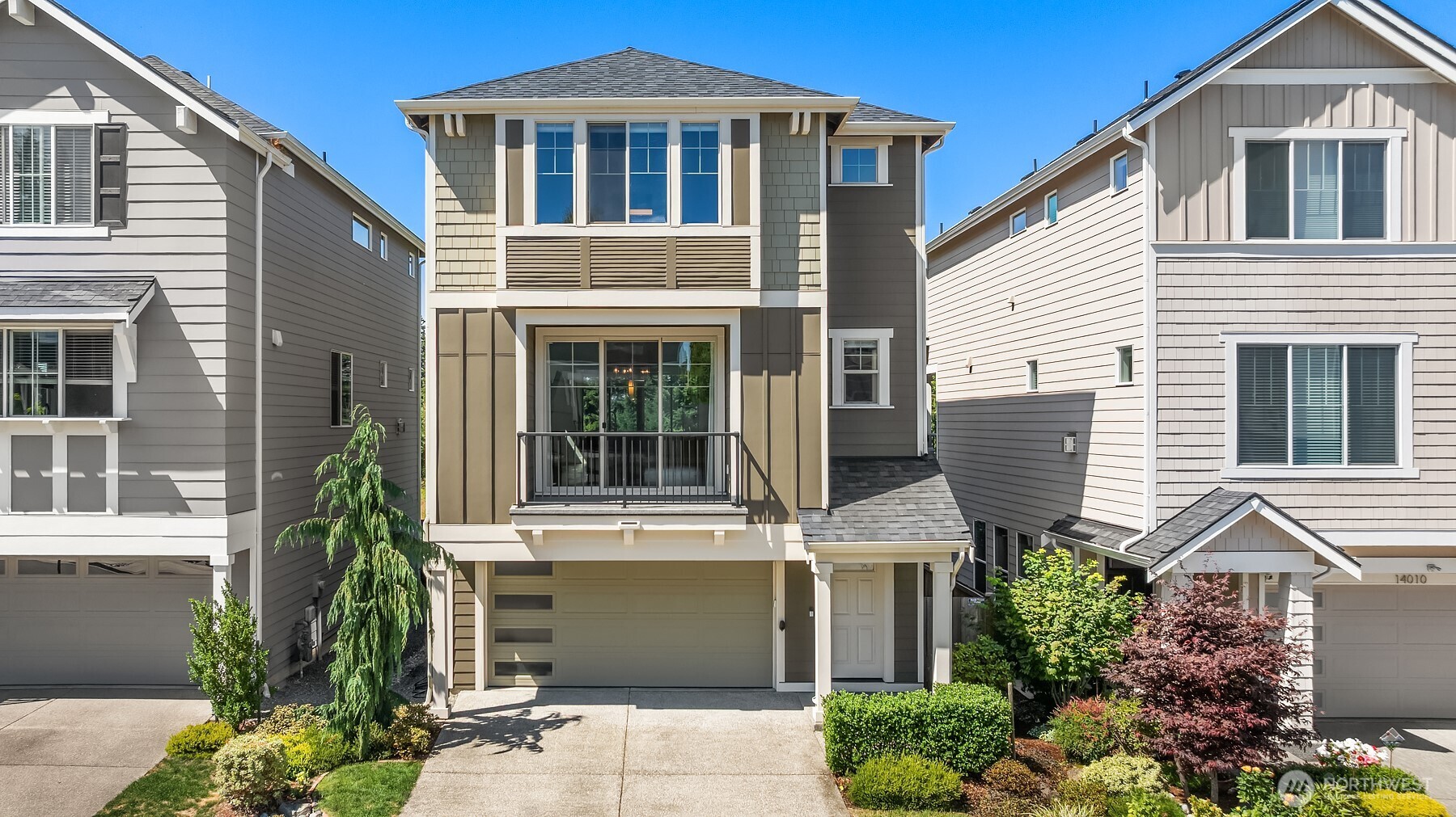 14012 12th Place Property Photo 1