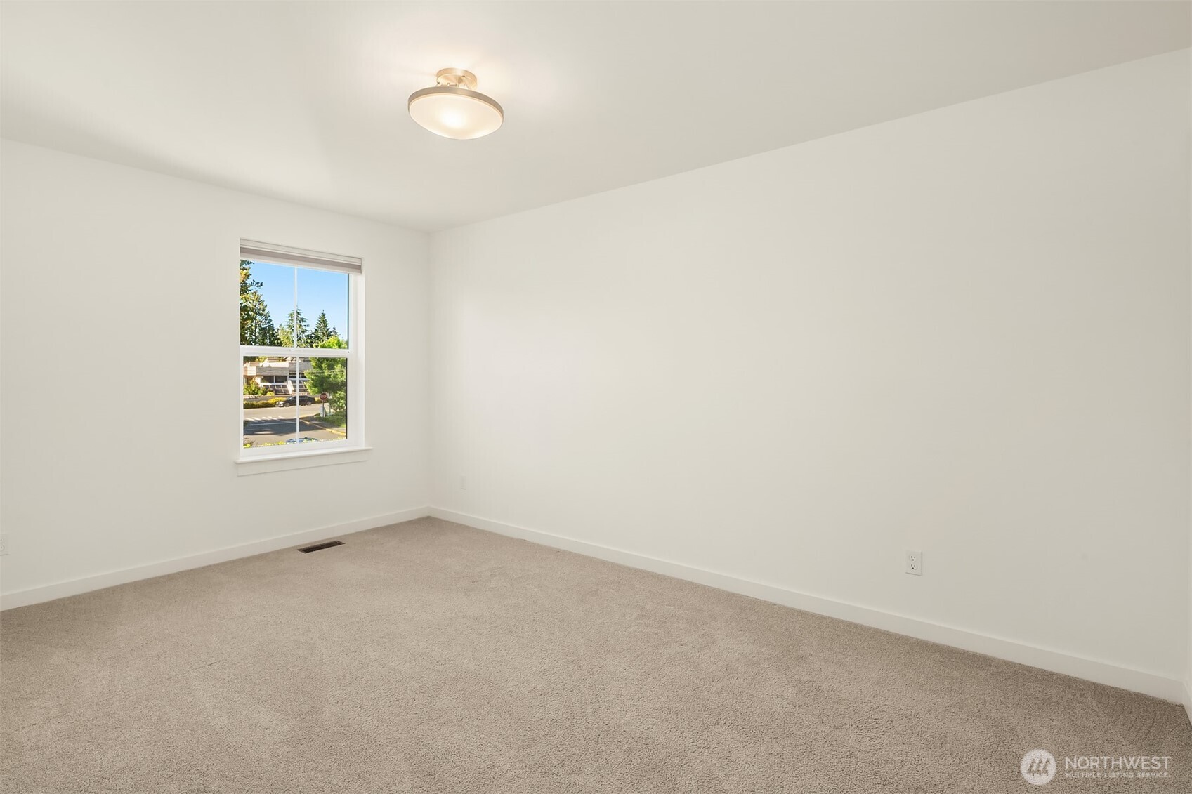 21224 82nd Place Property Photo 25