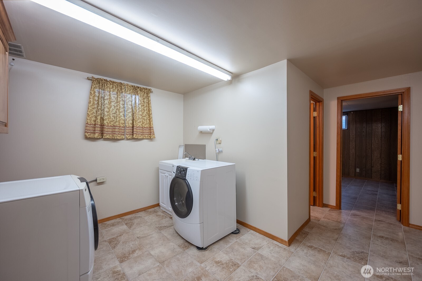 920 S Dahlia Drive Property Photo 23