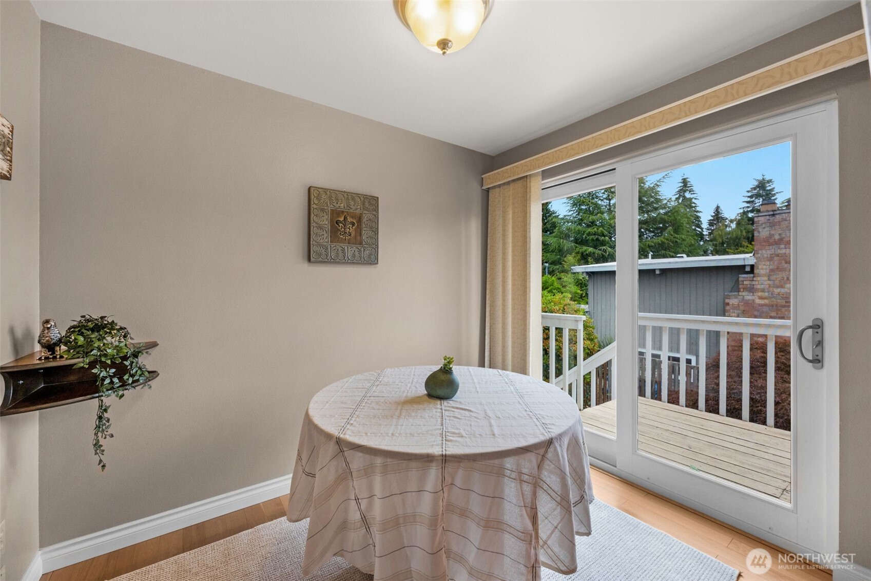 19122 34th Place Property Photo 8