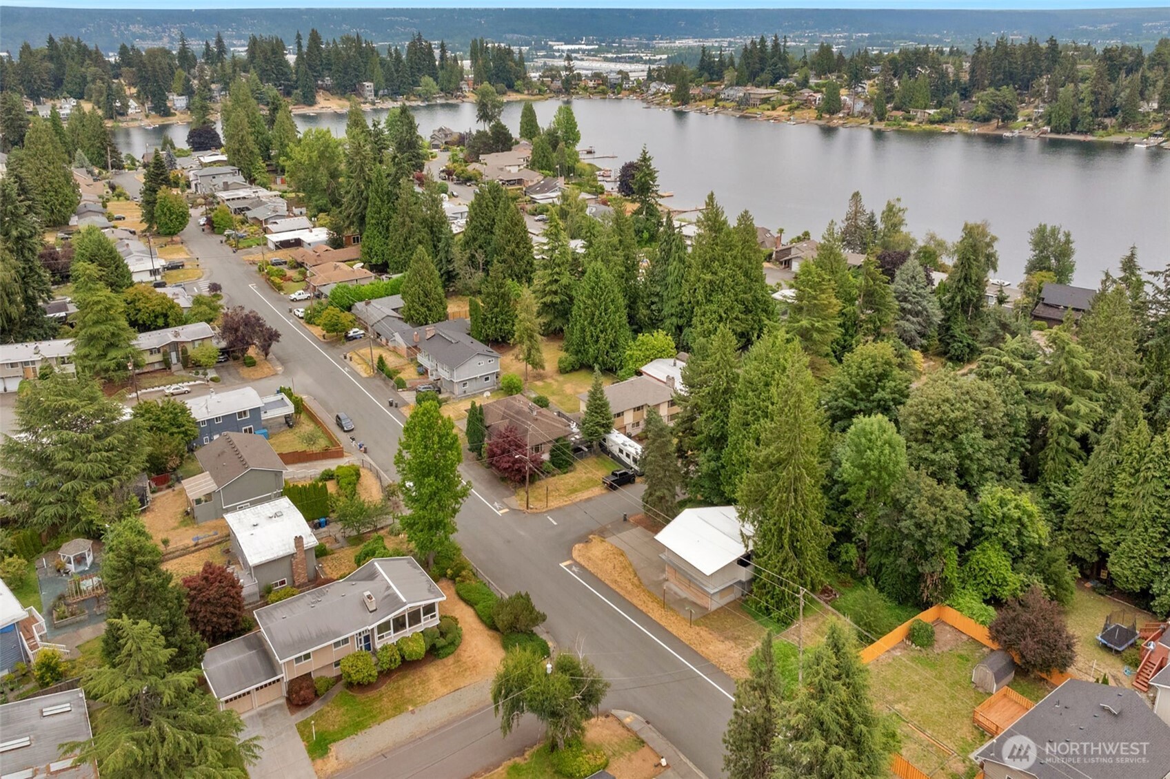 19122 34th Place Property Photo 11