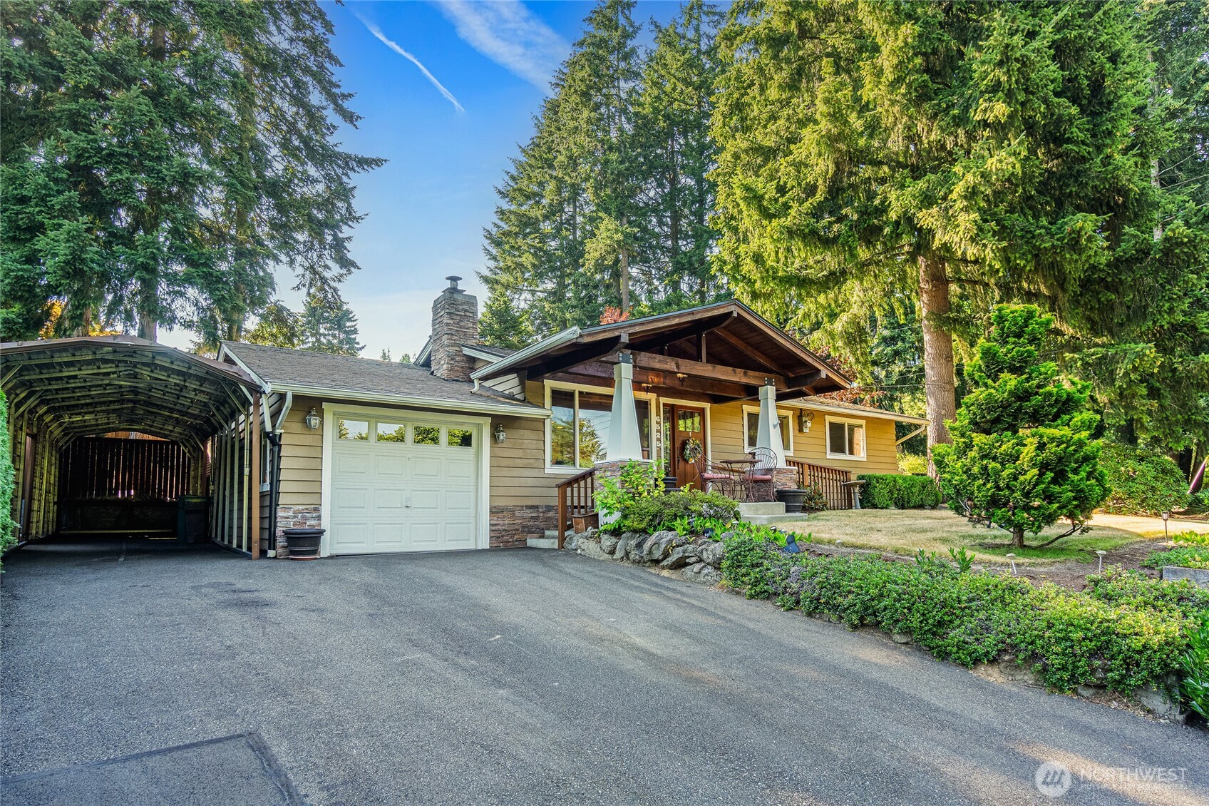 6525 154th Avenue Property Photo 1