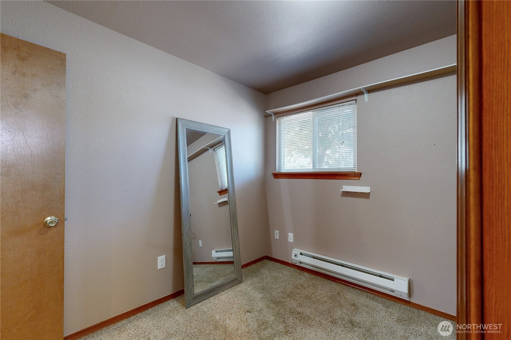 735 Ne Spitzenburg Street Property Photo 19
