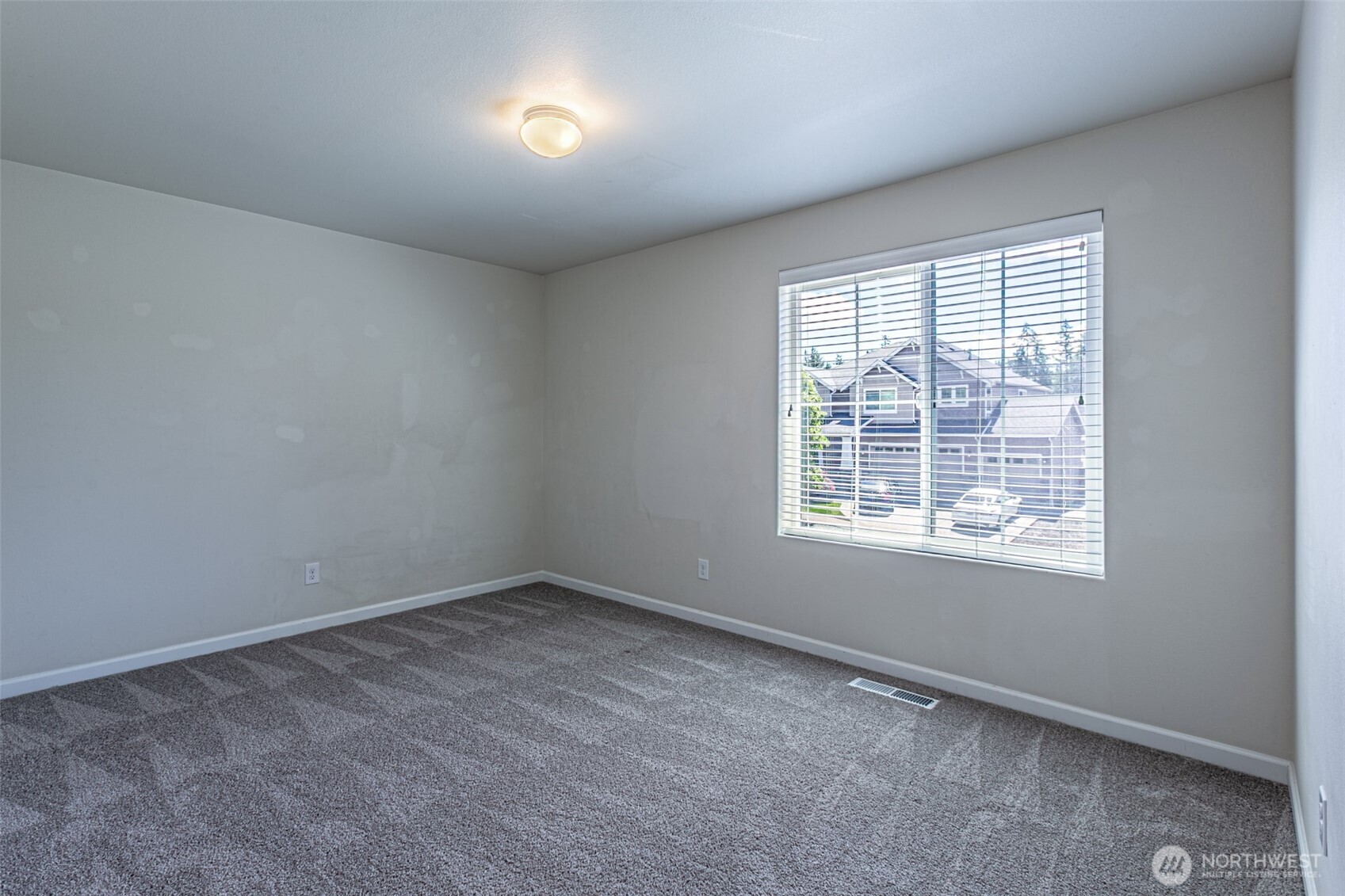 4422 Hammersley Way Property Photo 17