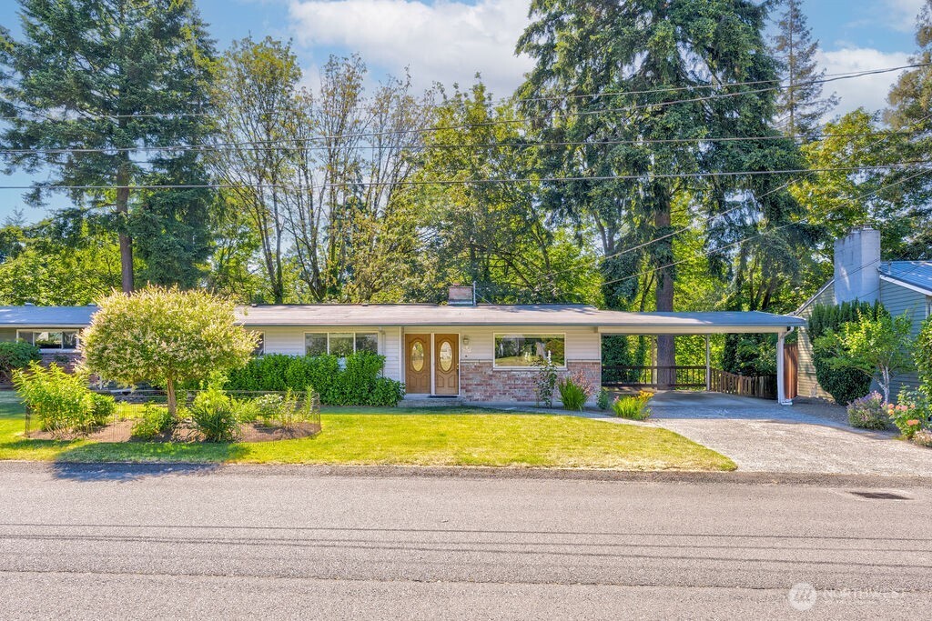 5221 120th Avenue Property Photo 1