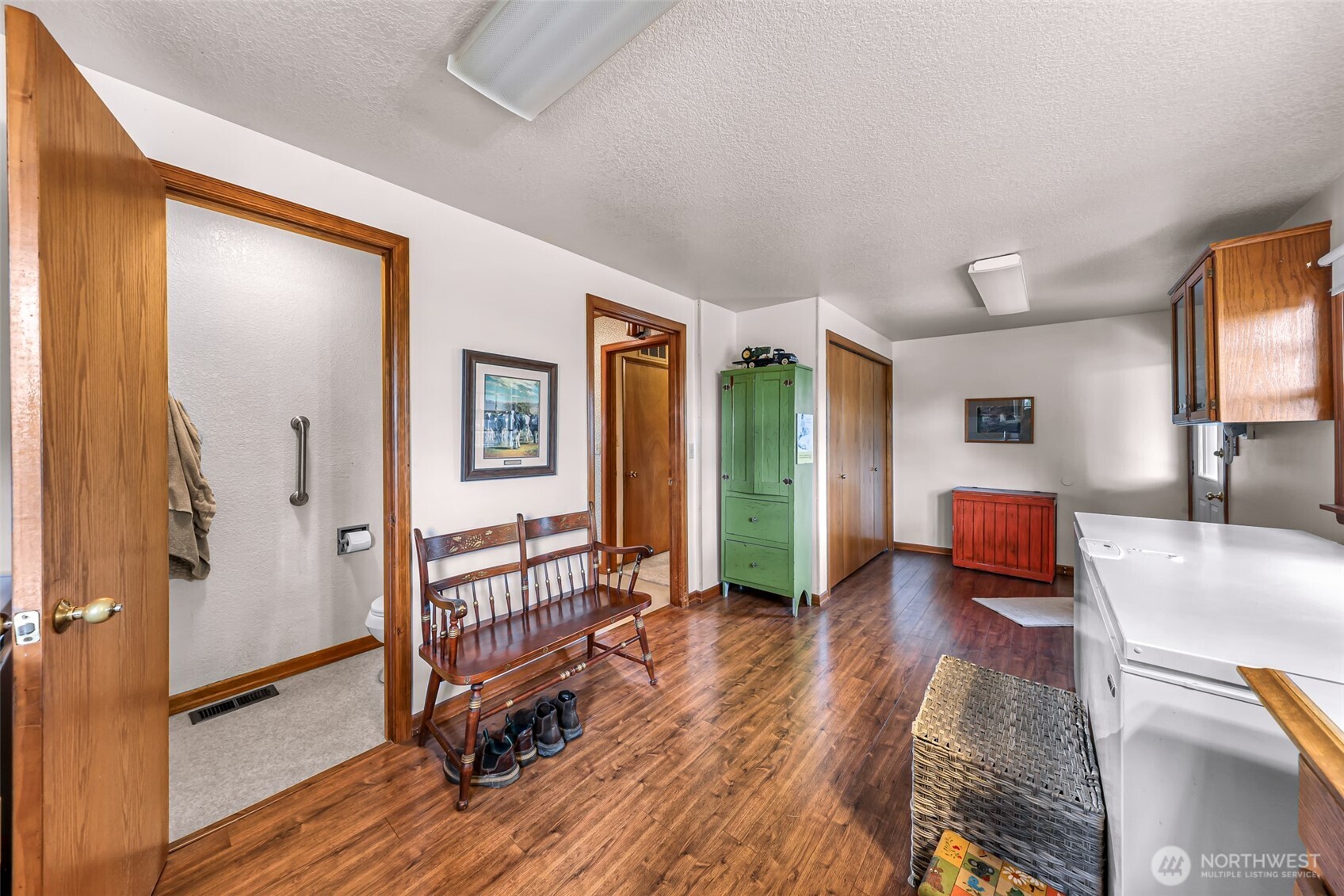 8634 Double Ditch Road Property Photo 14