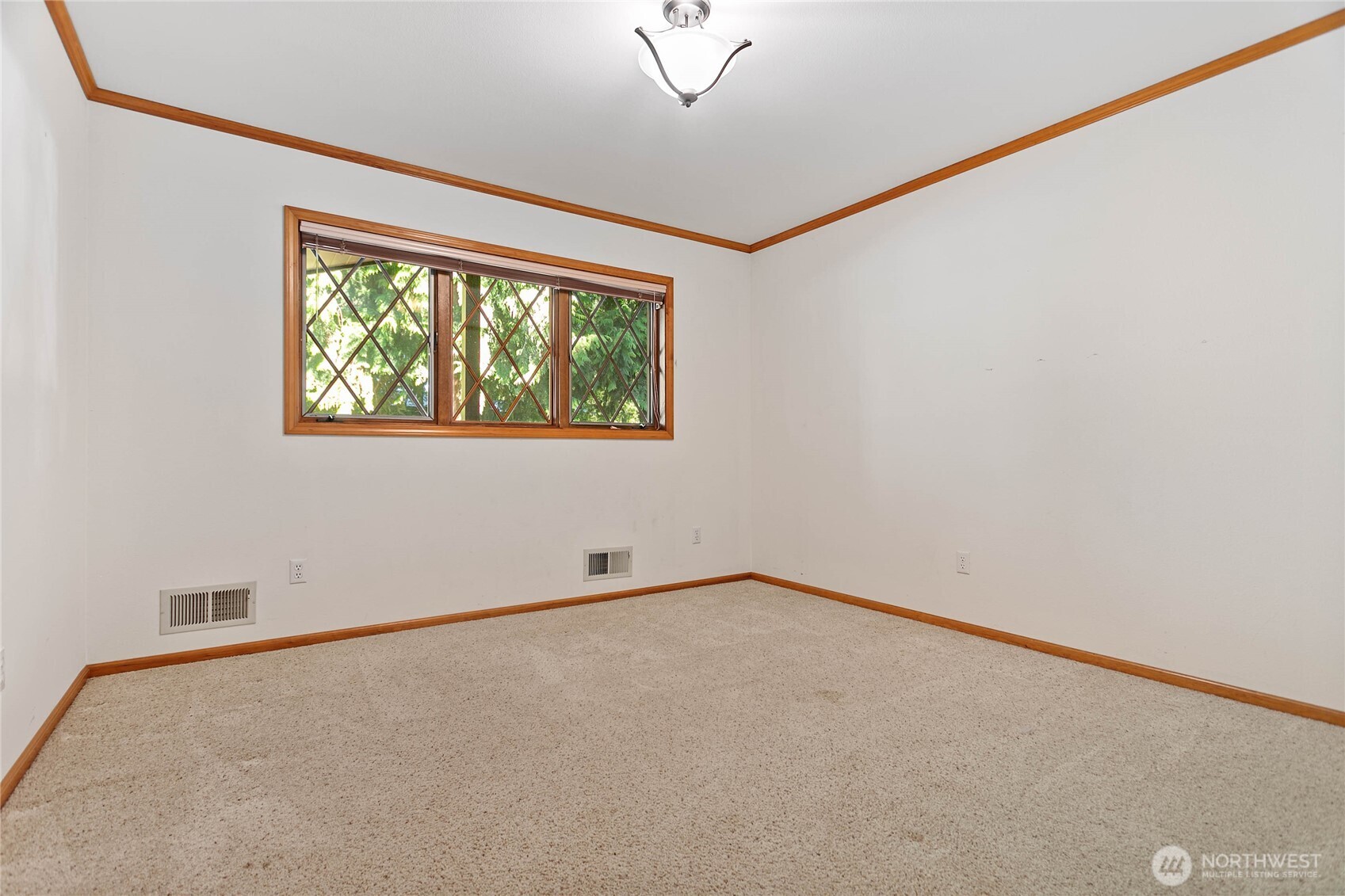 450 Wood Creek Drive Property Photo 22